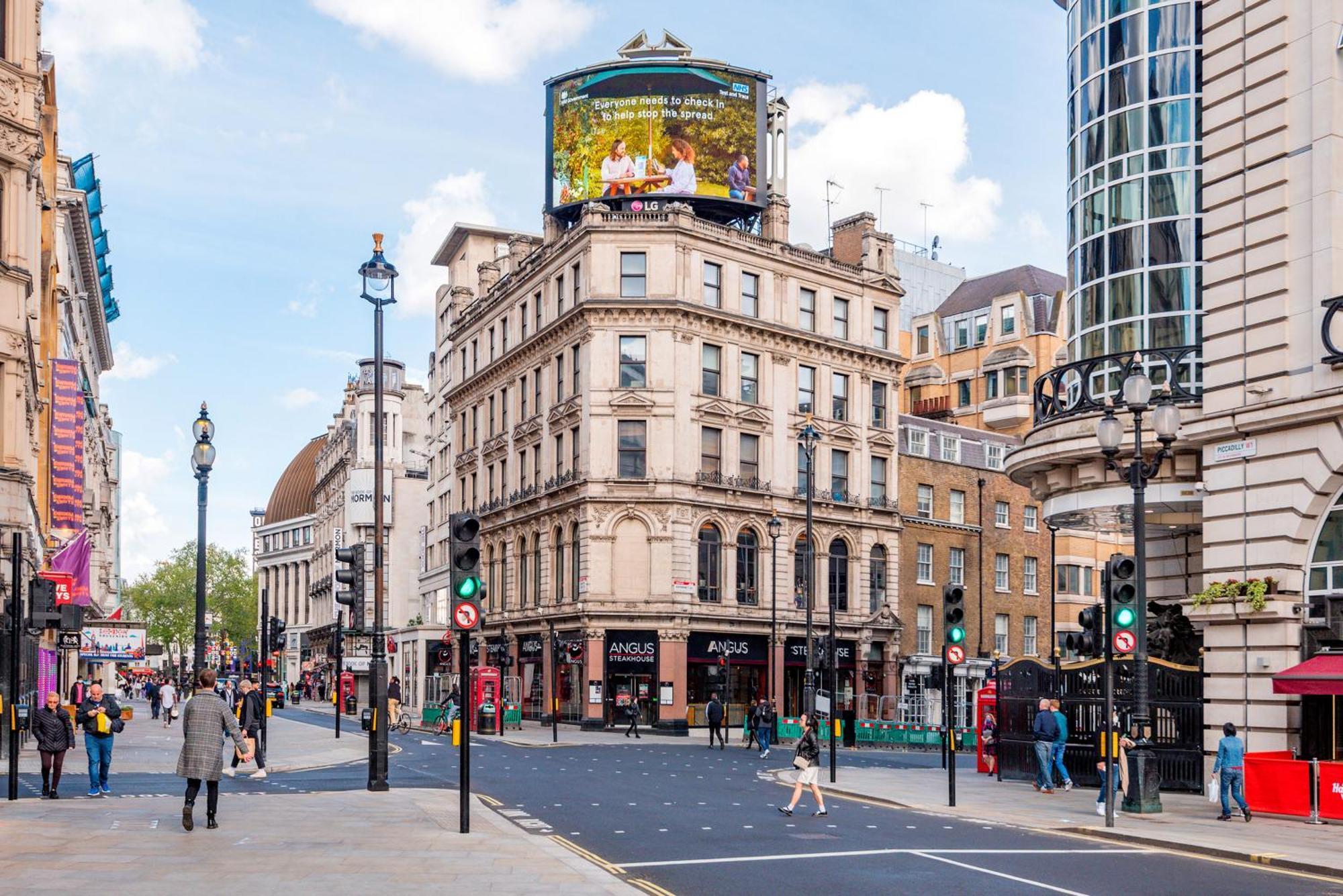 Welcome Piccadilly Circus Apartment