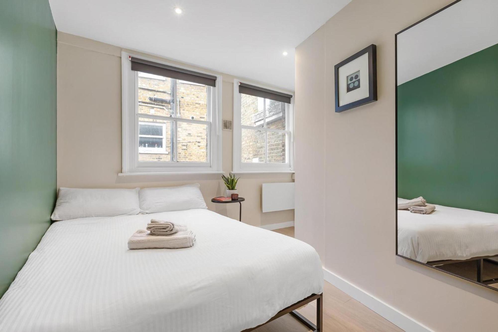 Quaint Homes In Chelsea *