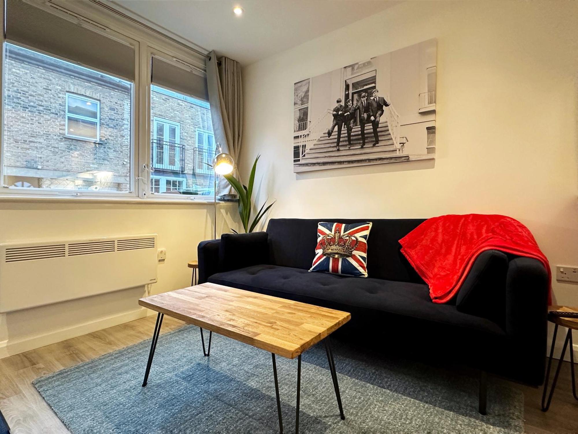 Kensington Studio Hosted By Airoperate Near Notting Hill - 1 Double Bed , 1 Sofa Bed, Ground Floor Via Private Entrance London
