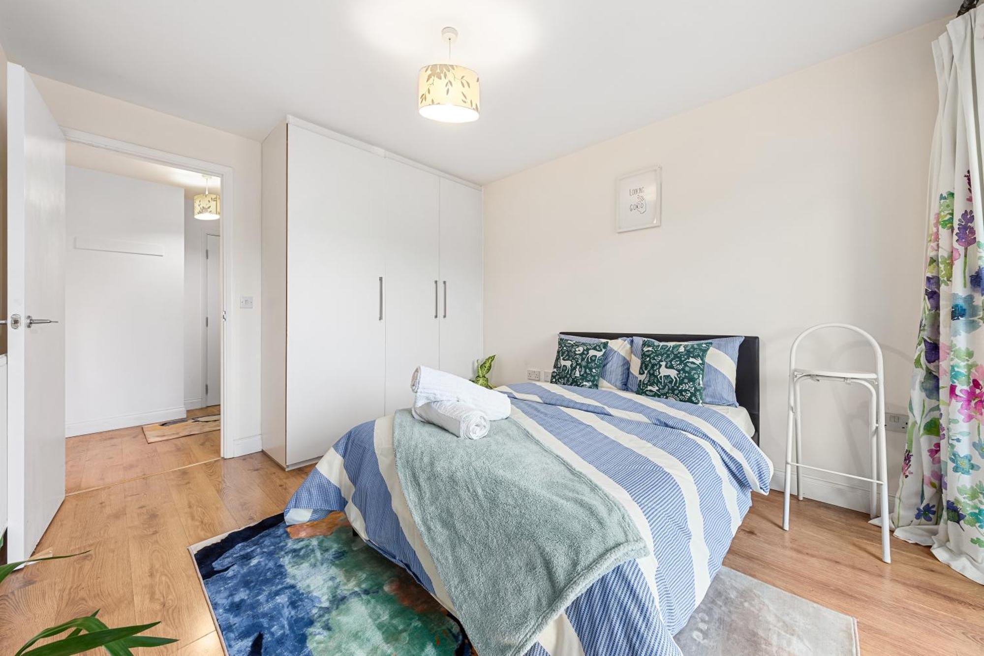 Apartamento Modern Spacious 1 Bedroom Flat In Camden Londres
