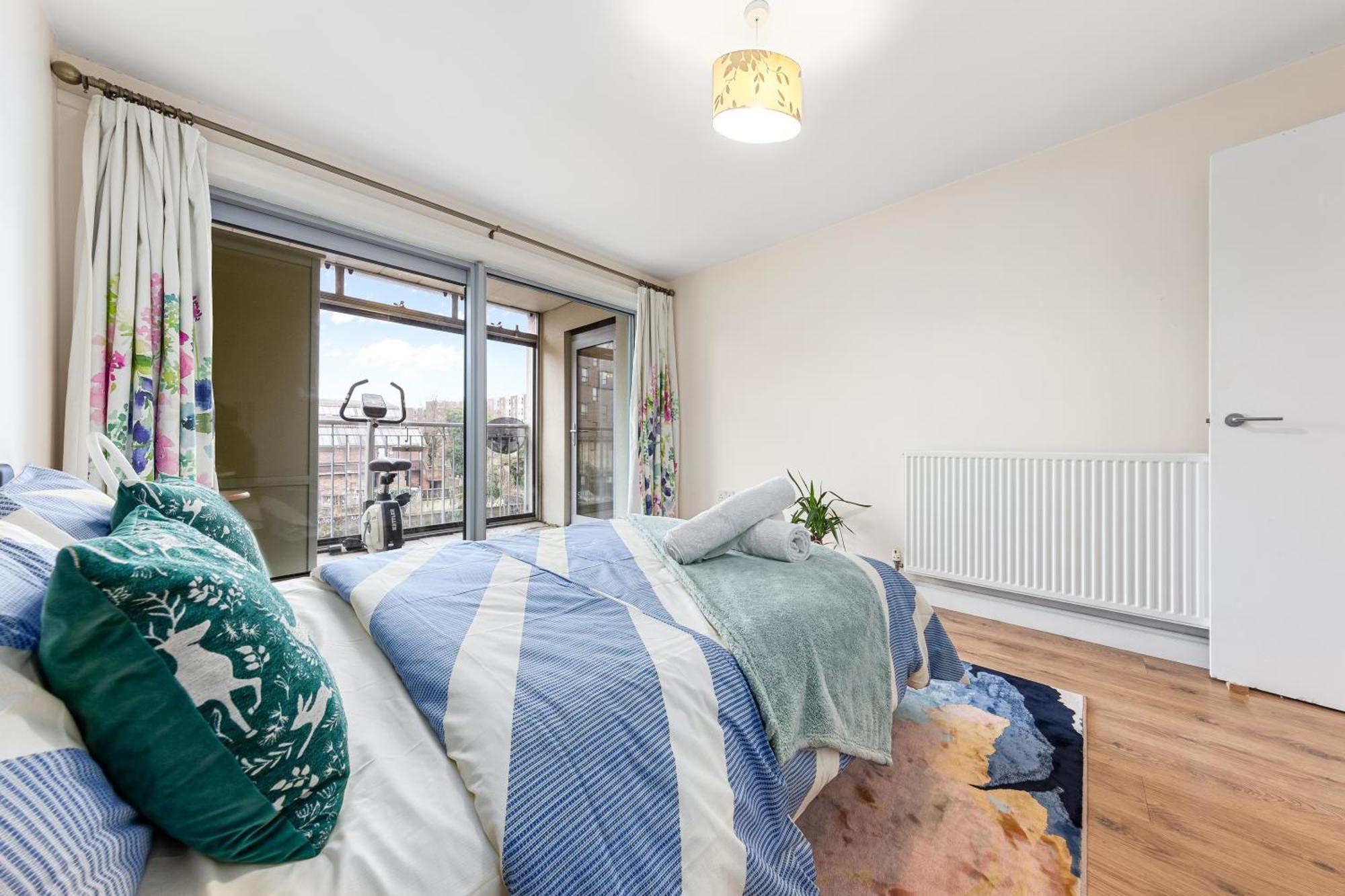 Modern Spacious 1 Bedroom Flat In Camden