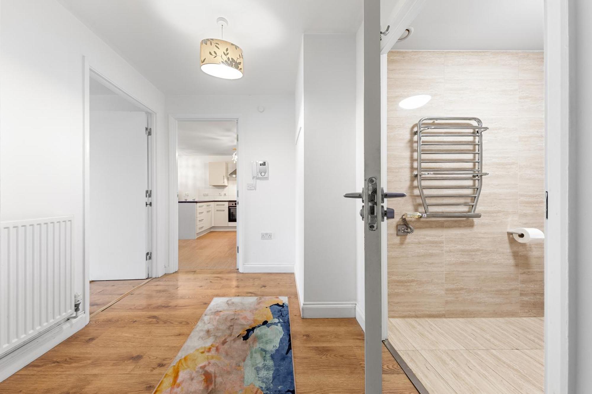 Modern Spacious 1 Bedroom Flat In Camden *