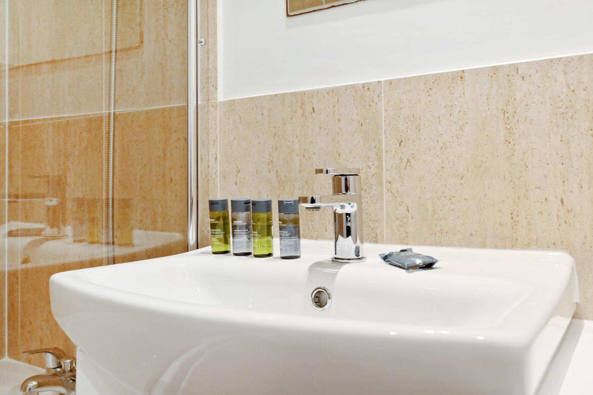 Choice - Gloucester Road - Kensington Apartment *