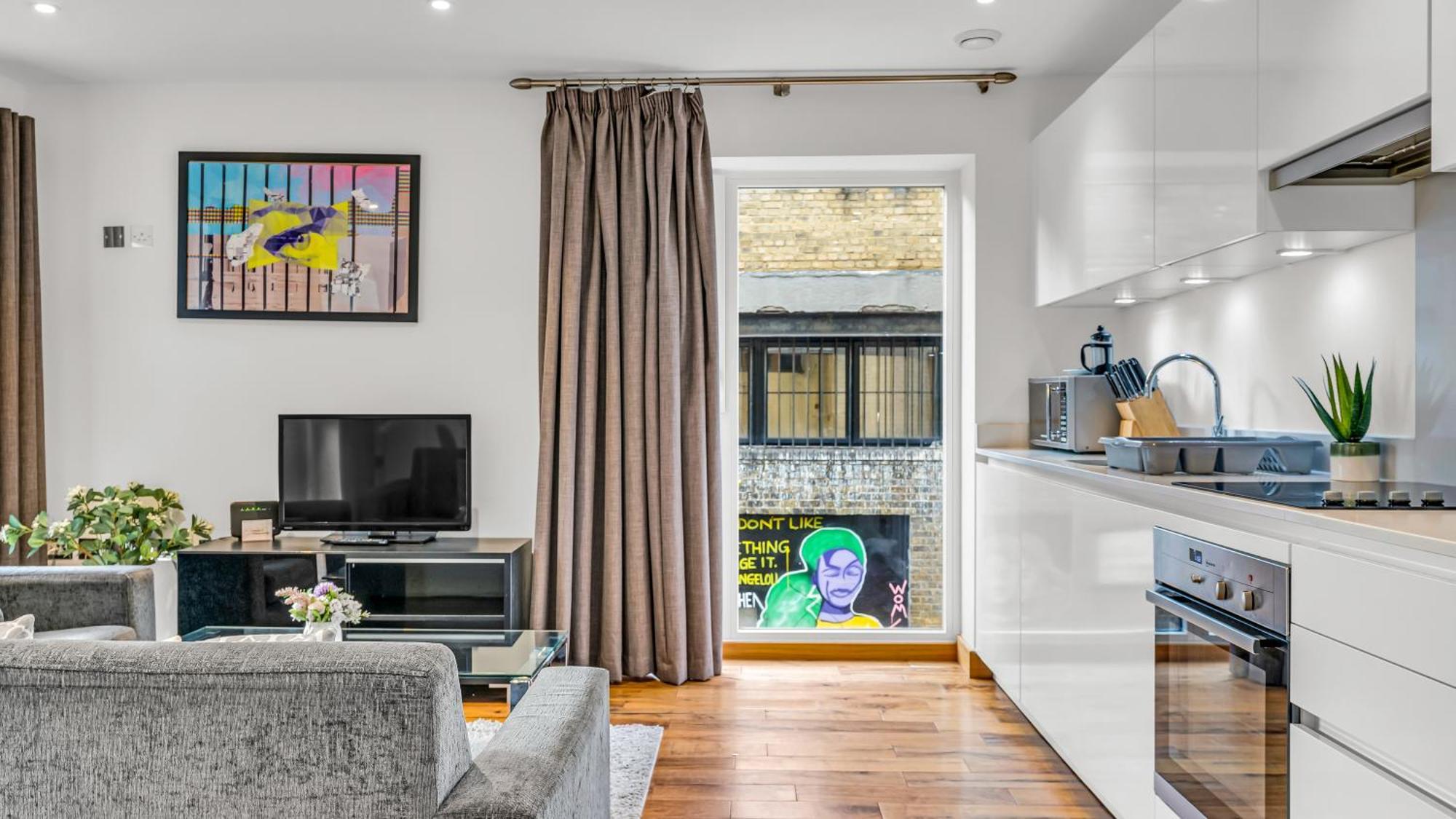 Modern Close To Colombia Road Market London