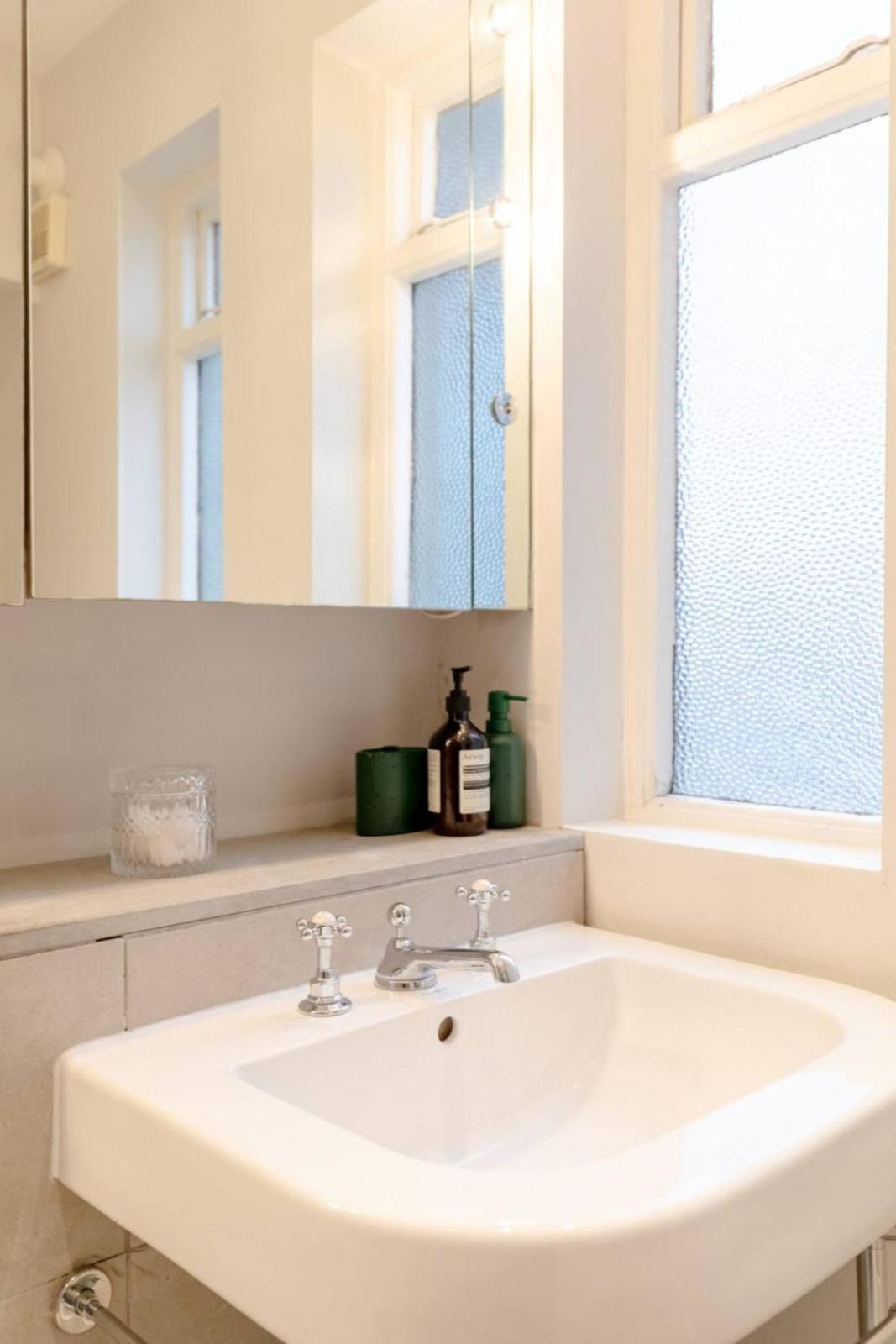 Elegant 1bd Flat In The Heart Of Notting Hill! Apartment London