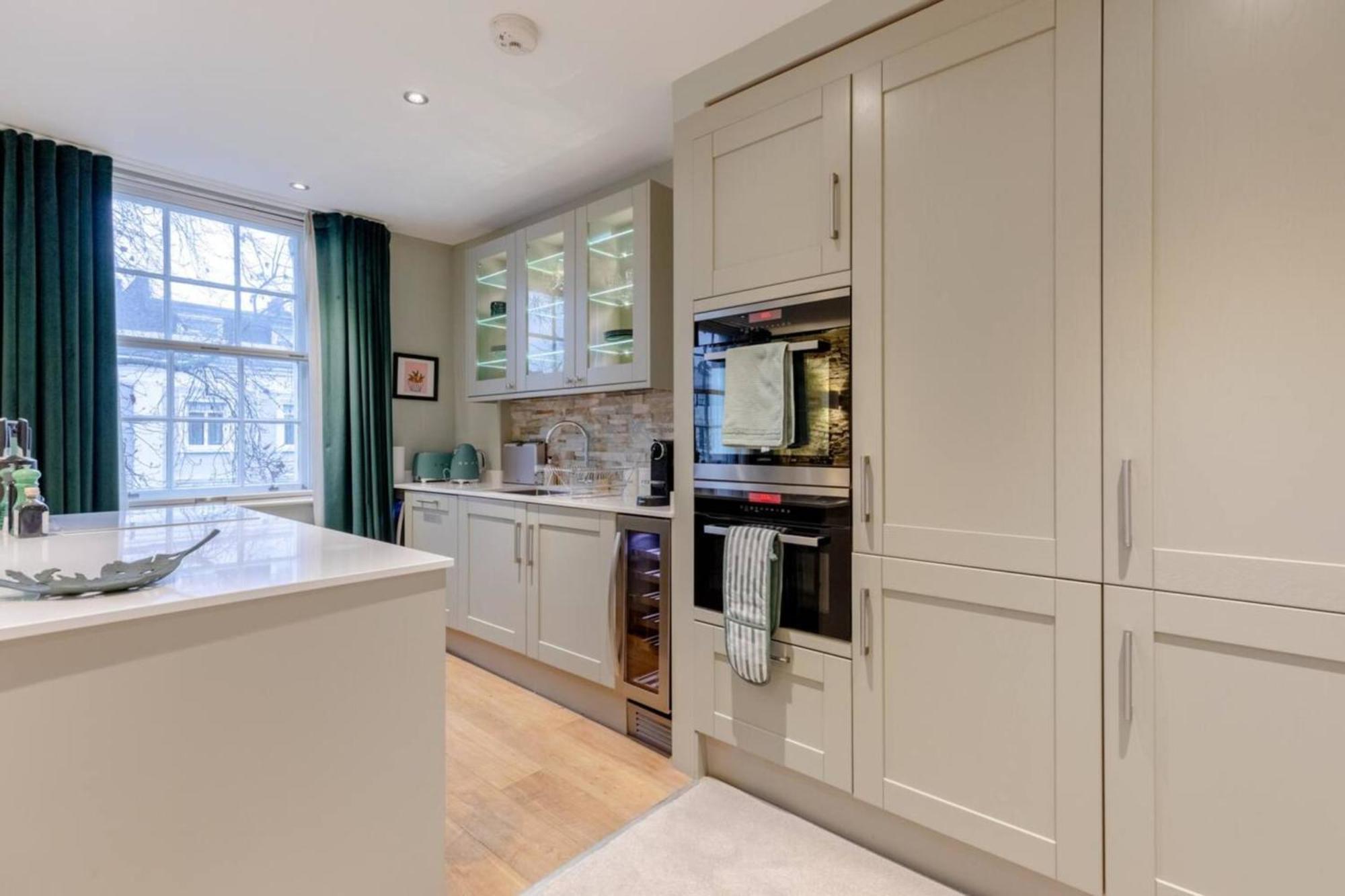 Apartment Elegant 1bd Flat In The Heart Of Notting Hill!