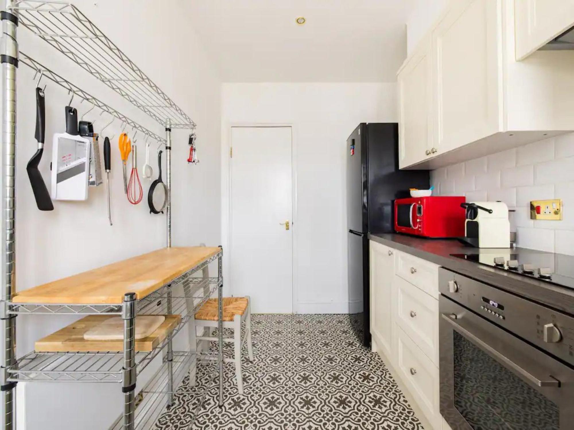 Apartment Pass The Keys Spacious And 2 Bedroom Flat In Chelsea