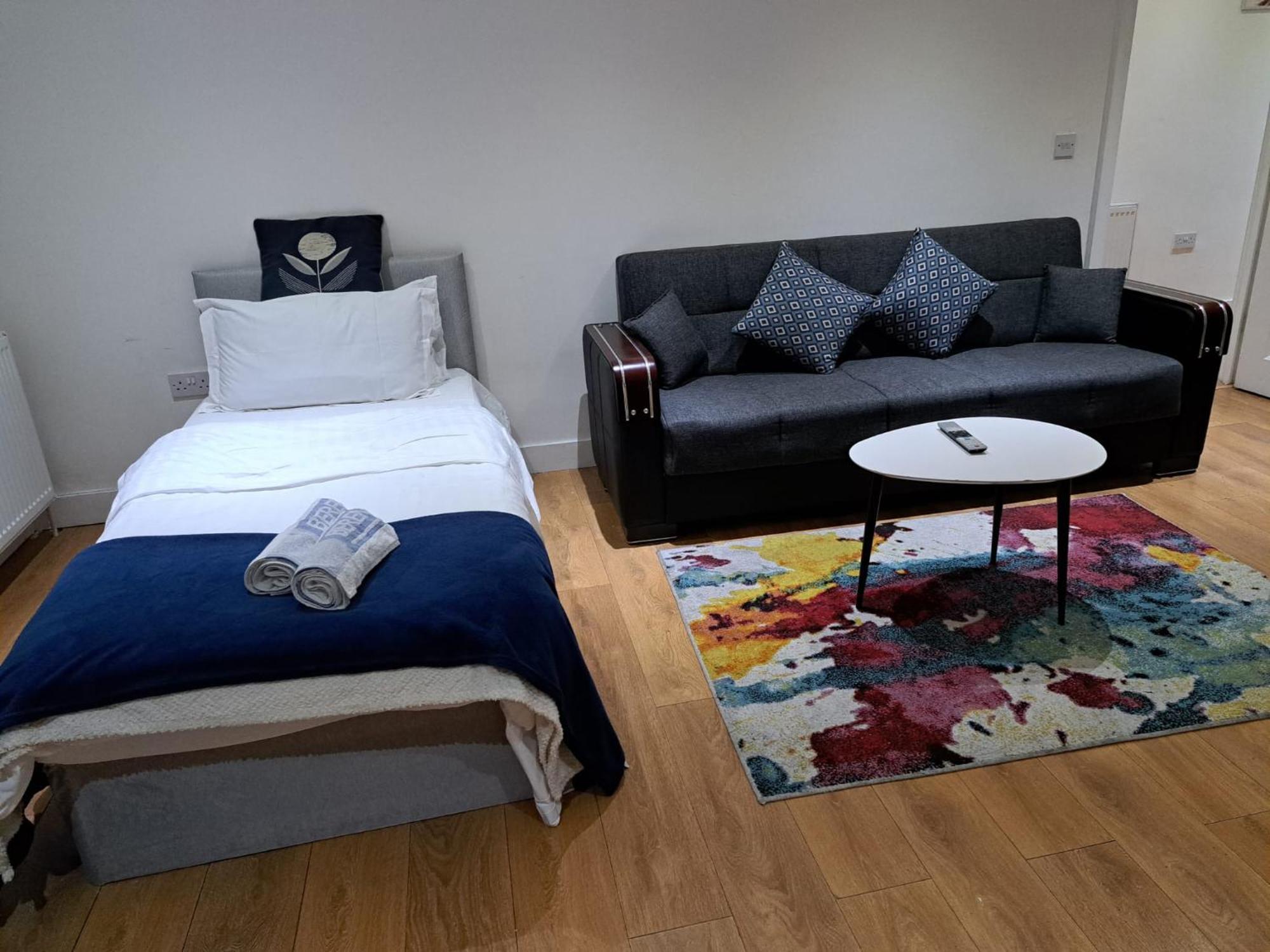 Simply Relax,1 Eastham Apartment London