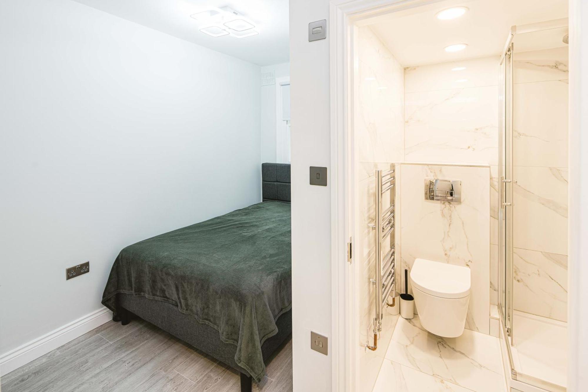 Apartamento Roof Haven At Kensington Mews