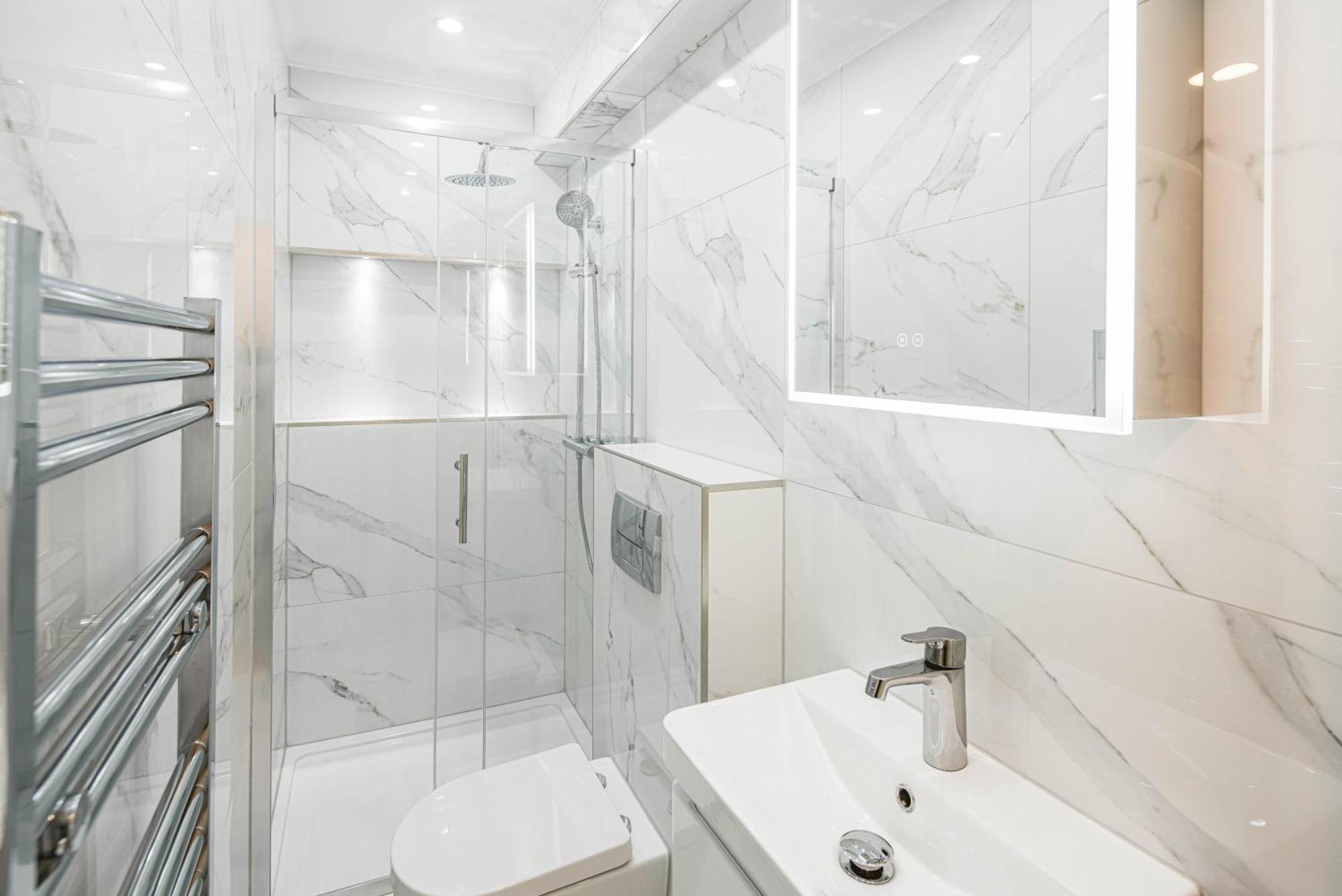 Apartamento Roof Haven At Kensington Mews