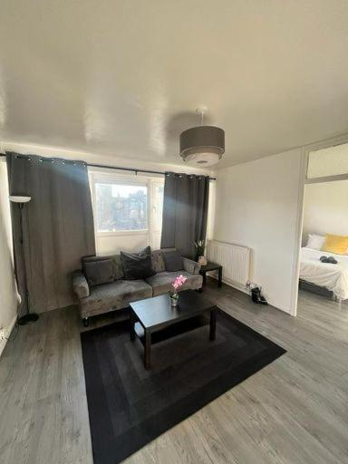 Holloway Ap Apartment *