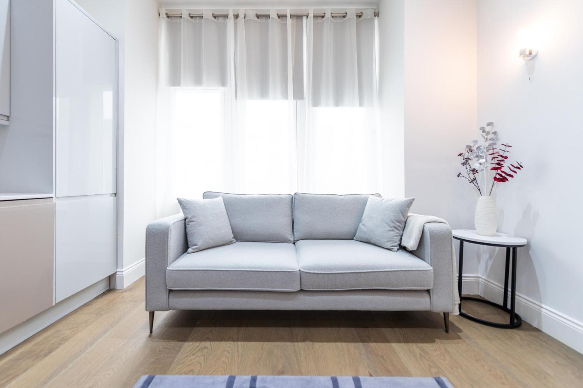 Ealing Residency Aparthotel