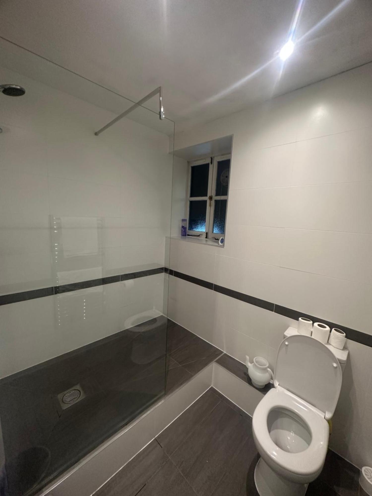 Lovely 3 Bed Regent Park Apartment