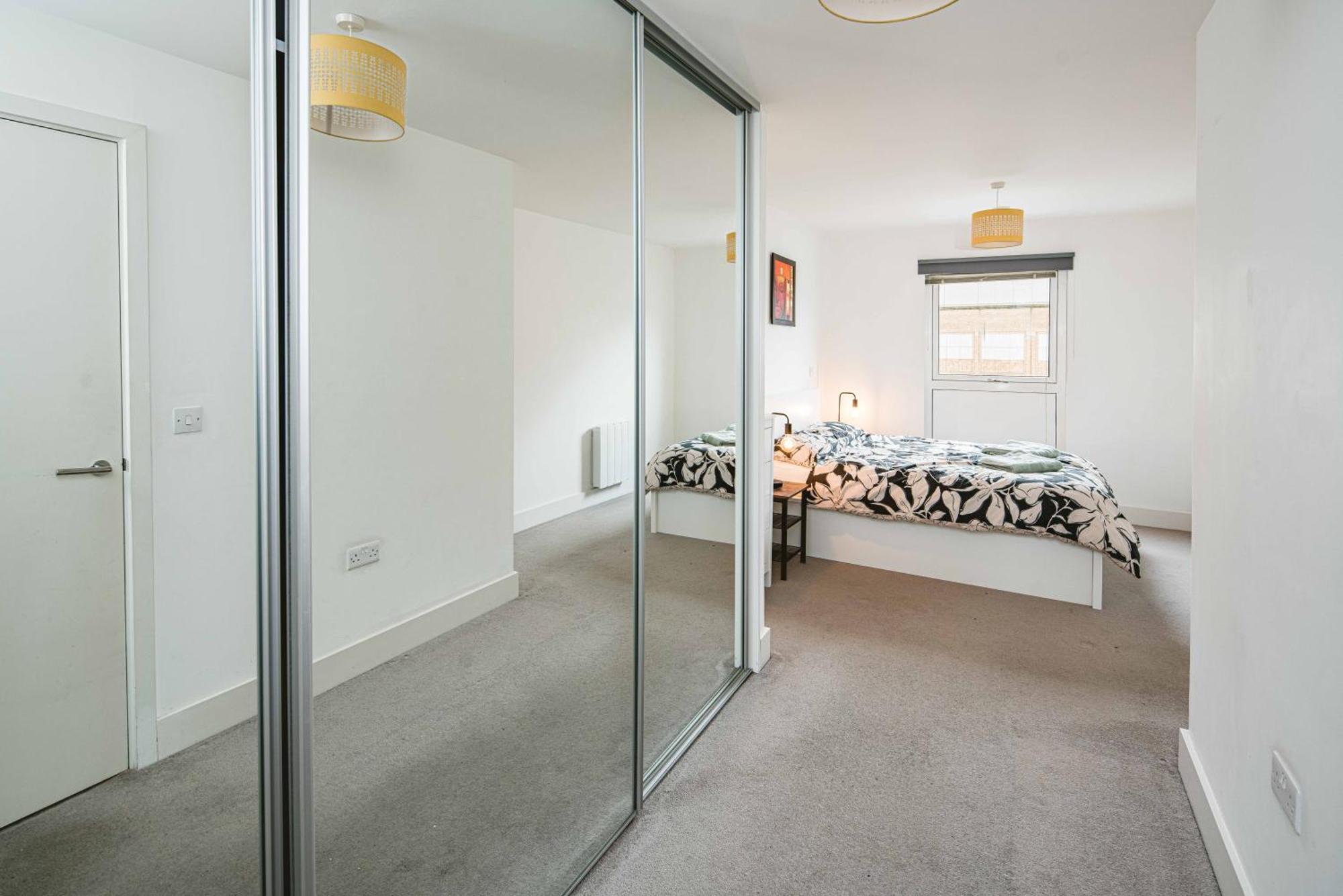 2bed Flat With The View/kingston Apartment *