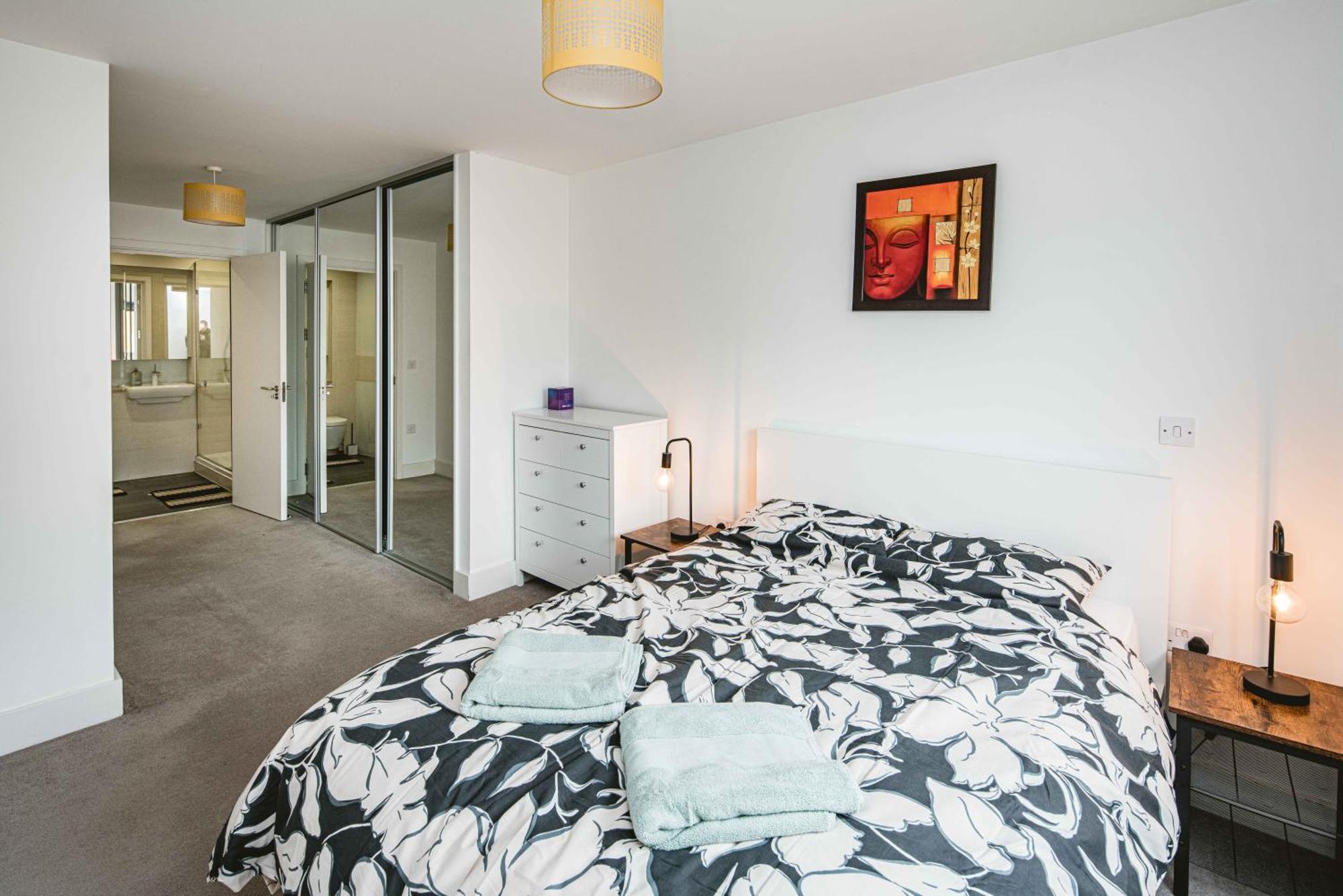 Apartment 2bed Flat With The View/kingston