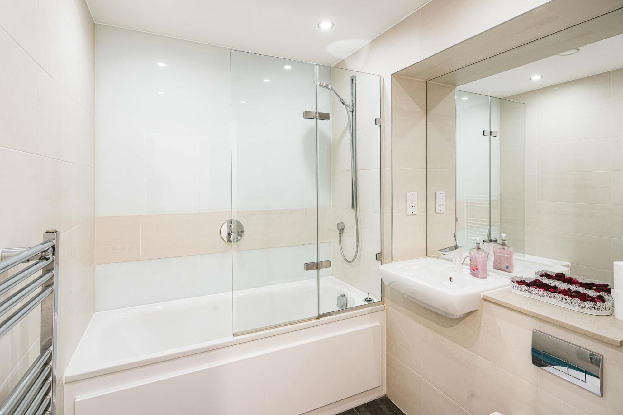 2bed Flat With The View/kingston Apartment