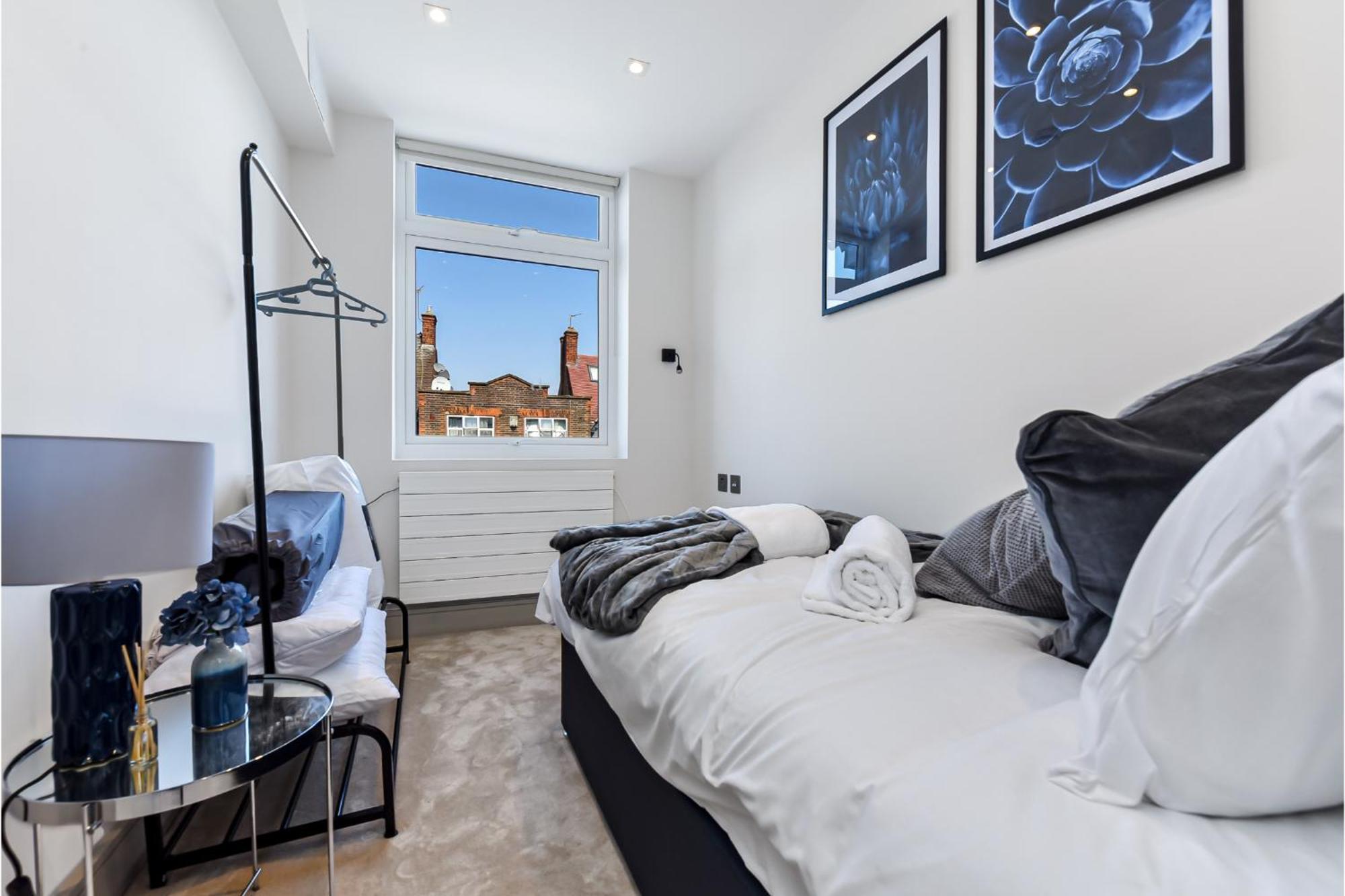 Stylish 2 Bedroom - Wembley Park *