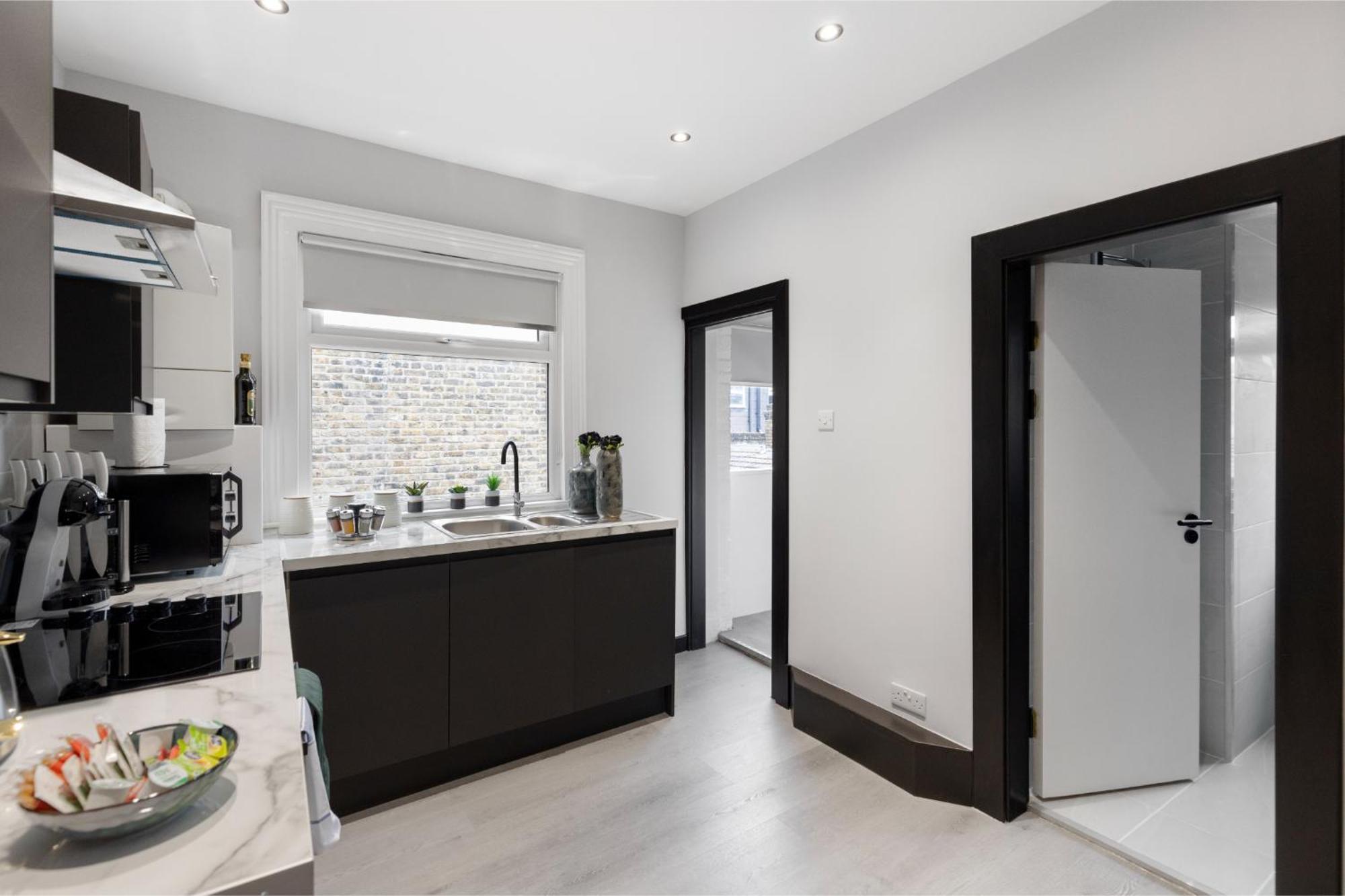 Apartment Luxurious Evergreen Flat Sleeps 4 *