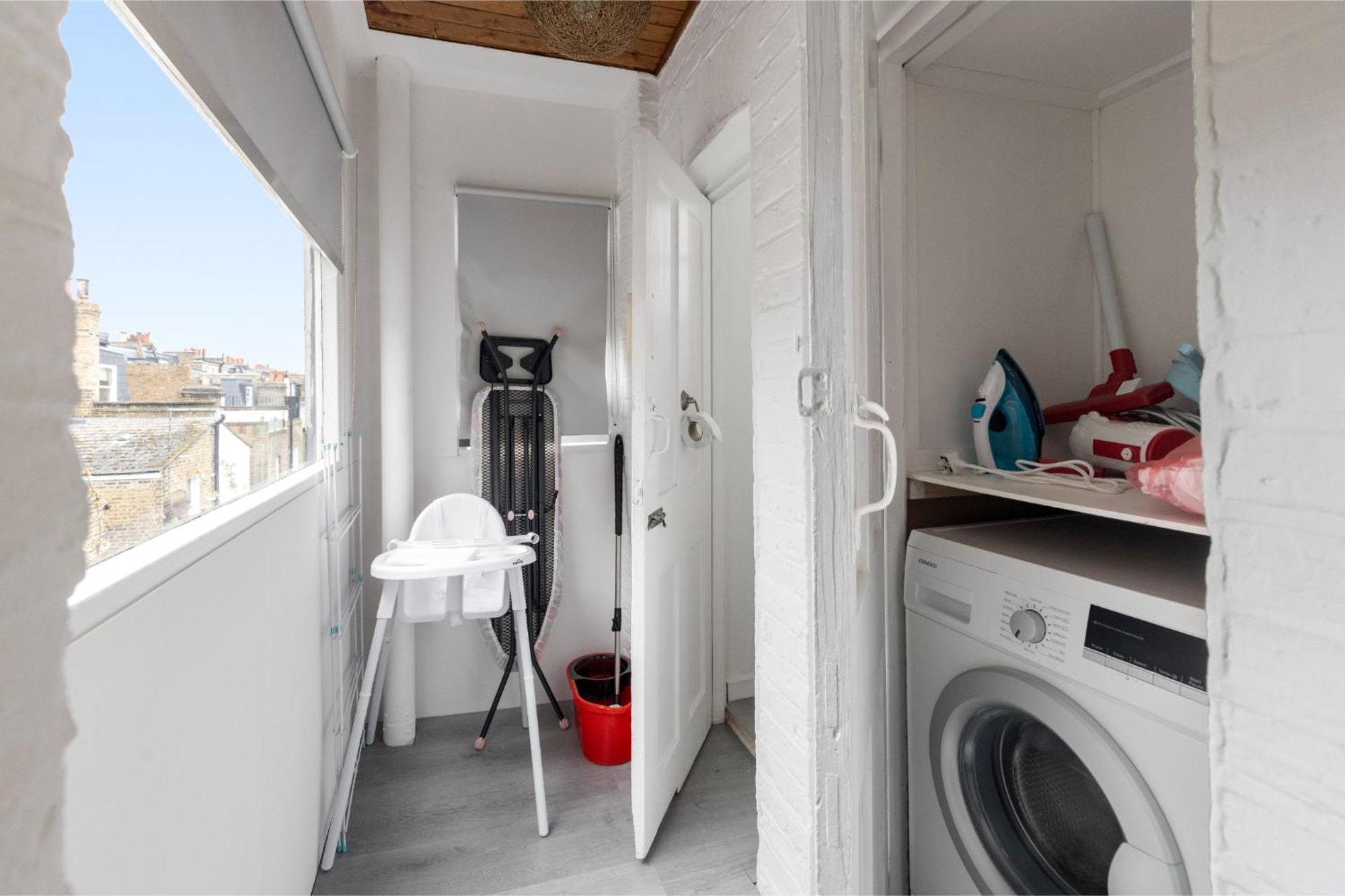 Apartment Luxurious Evergreen Flat Sleeps 4 London