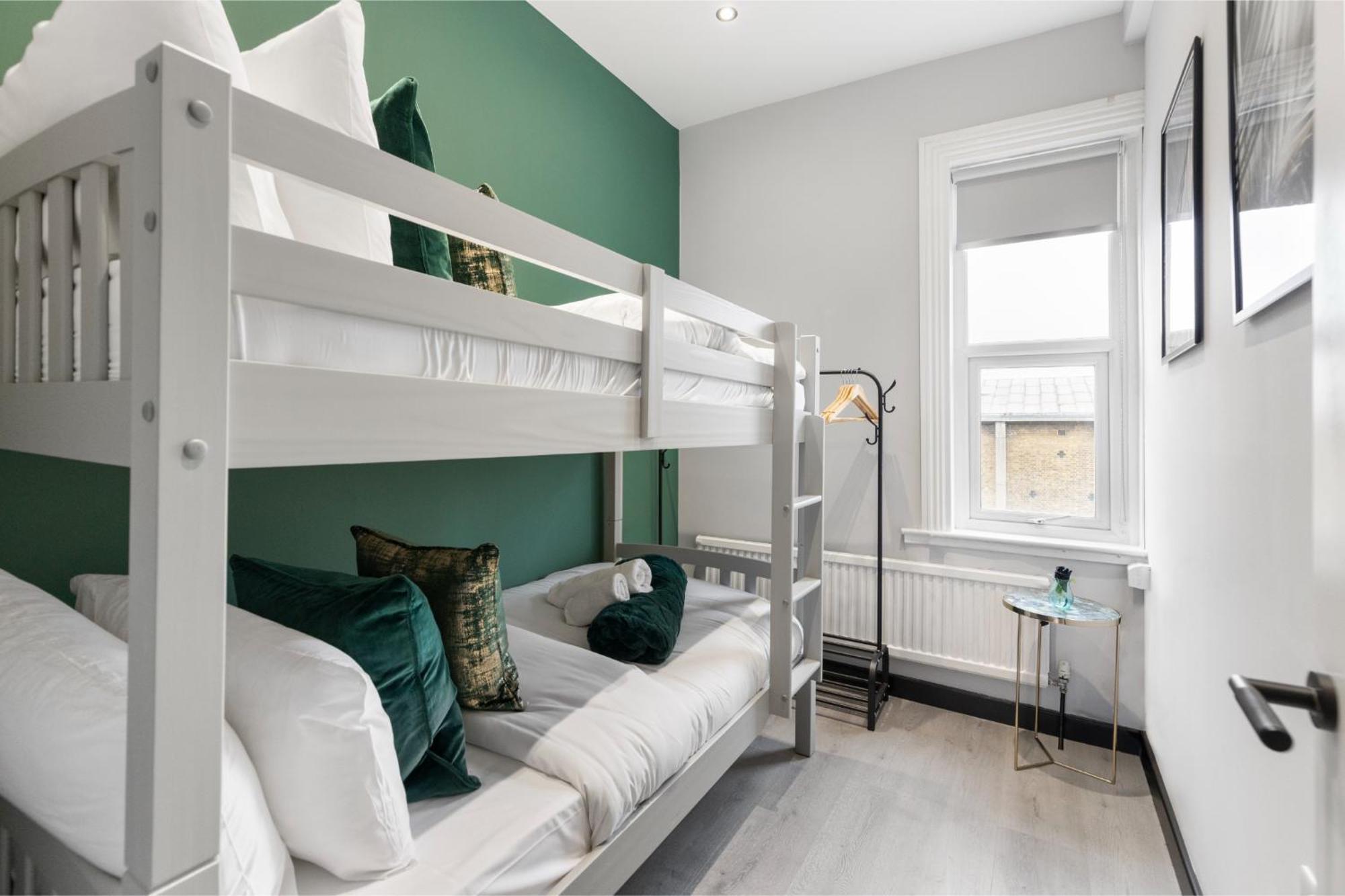 Apartment Luxurious Evergreen Flat Sleeps 4 *