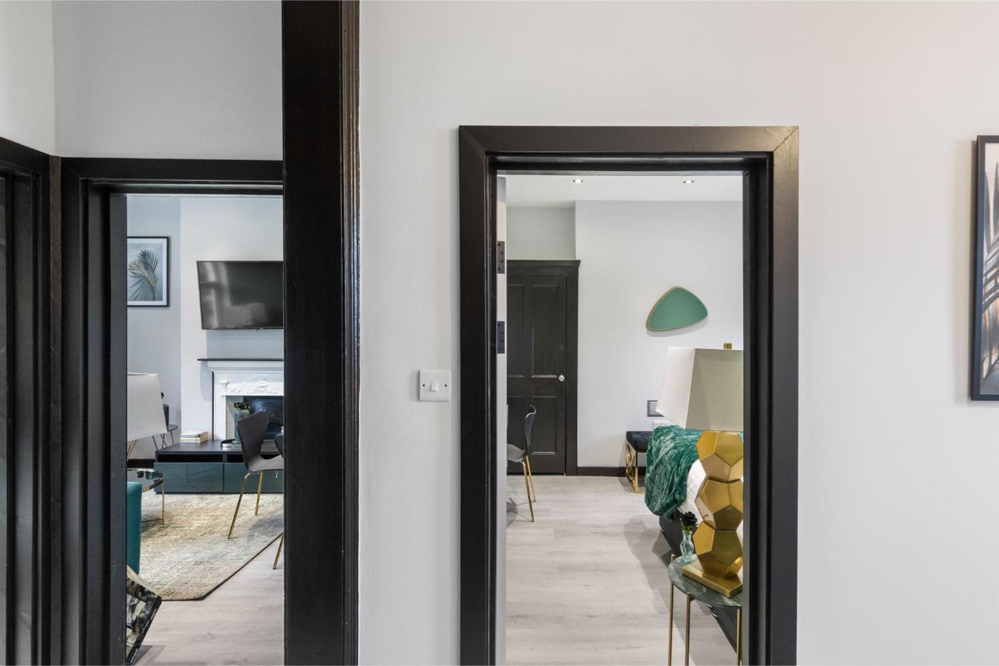 Apartment Luxurious Evergreen Flat Sleeps 4 *