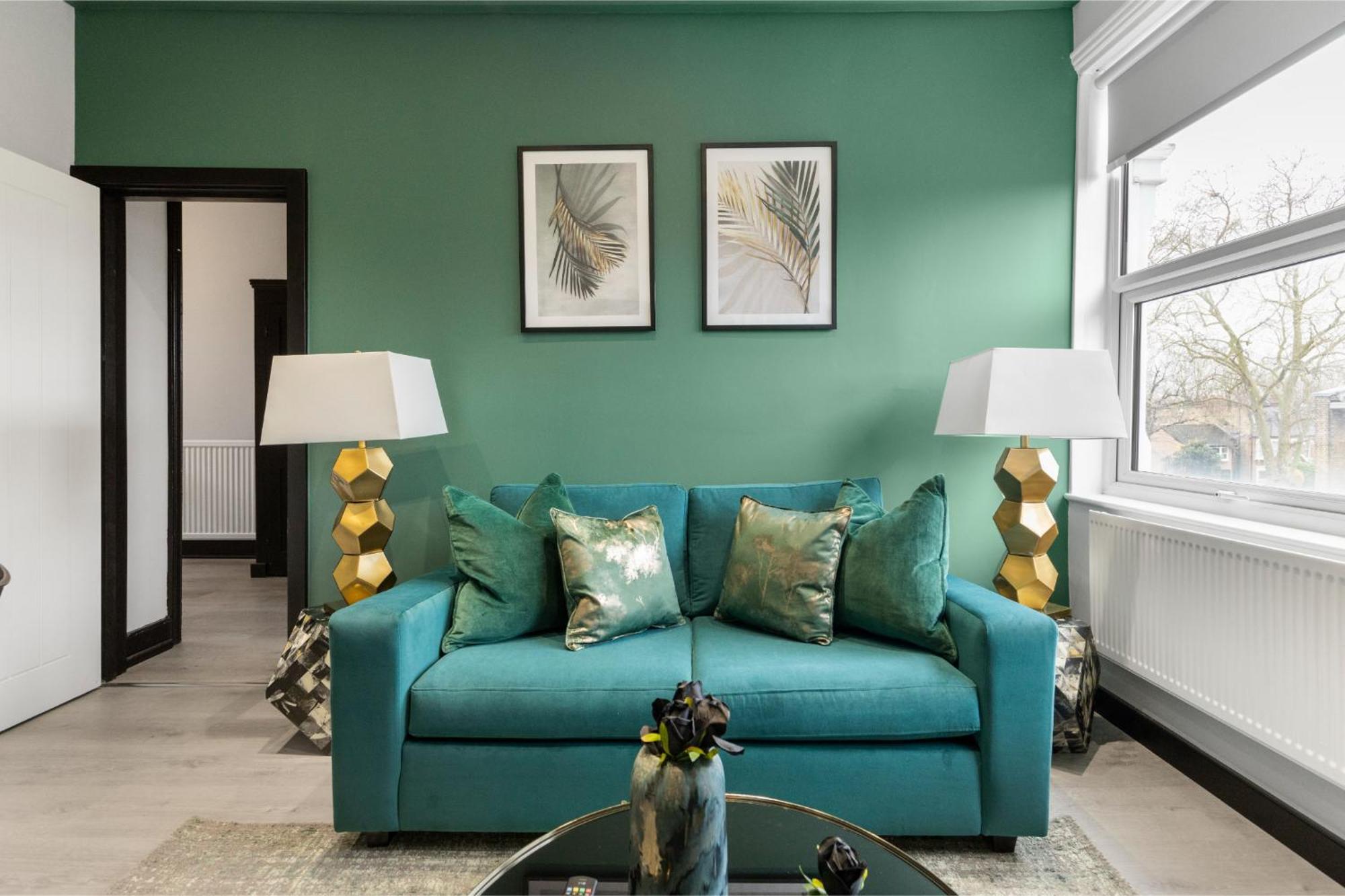 Apartment Luxurious Evergreen Flat Sleeps 4 London