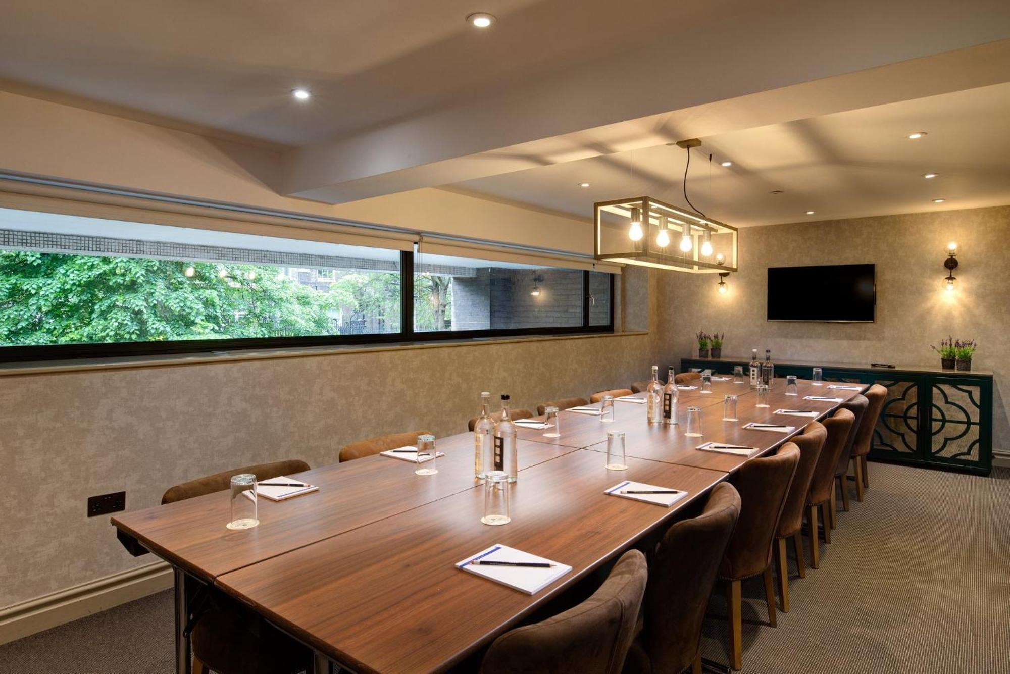 Bedford Hotel London