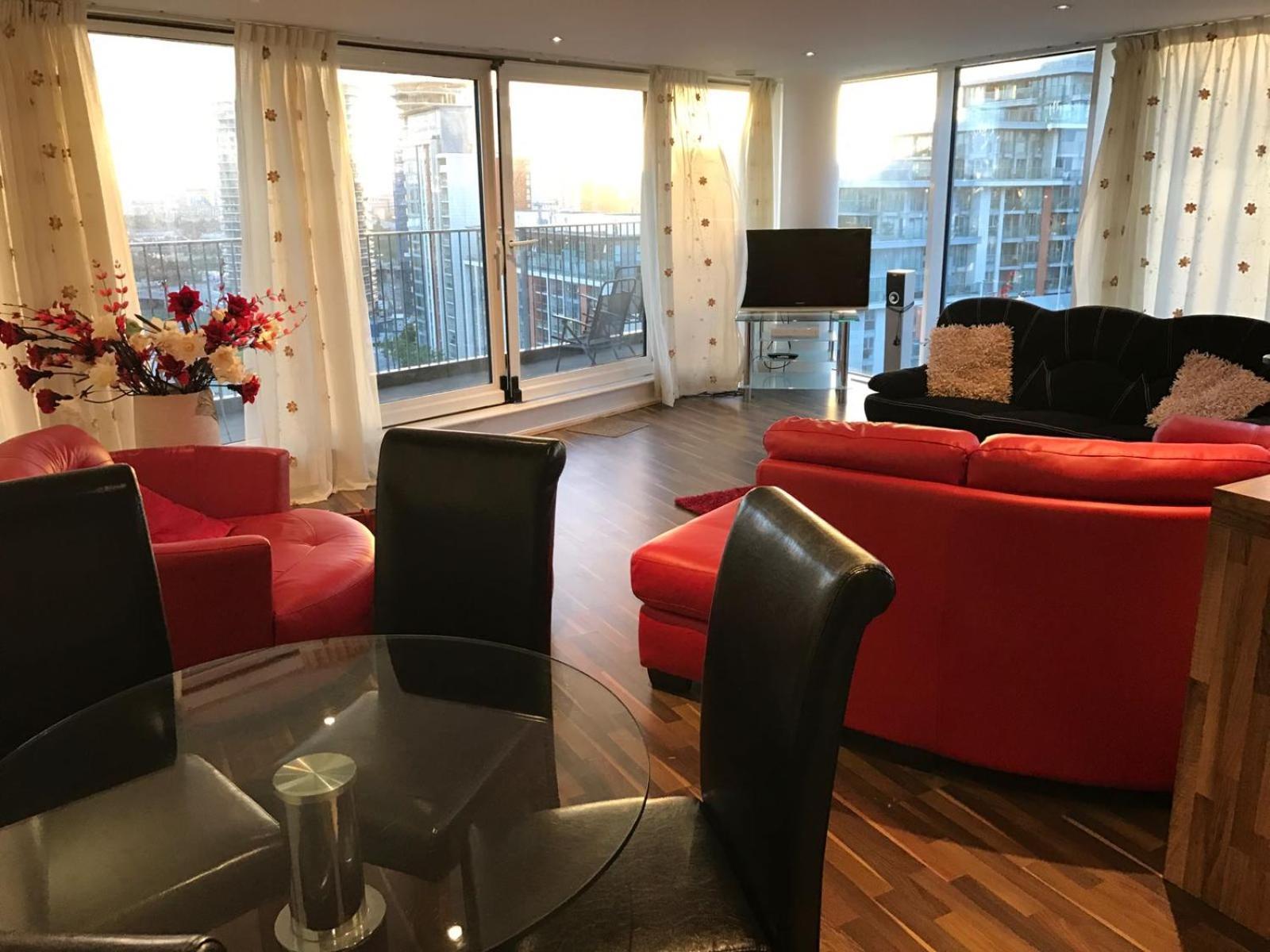 Excel Stunning Duplex Penthouse * Londres