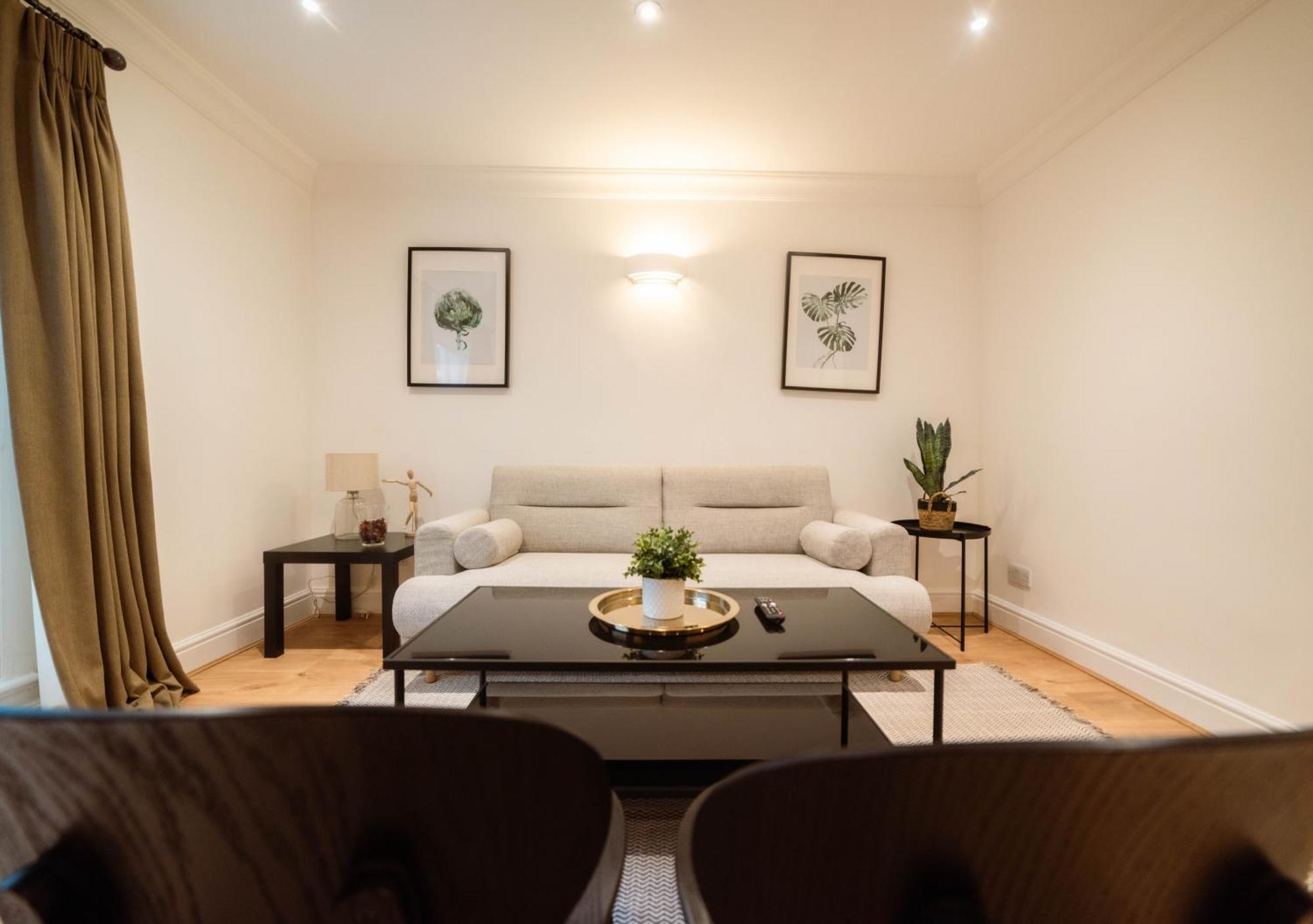 Unique 3 Beds 2 Baths Abbey Rd St John's Wood Apartment London