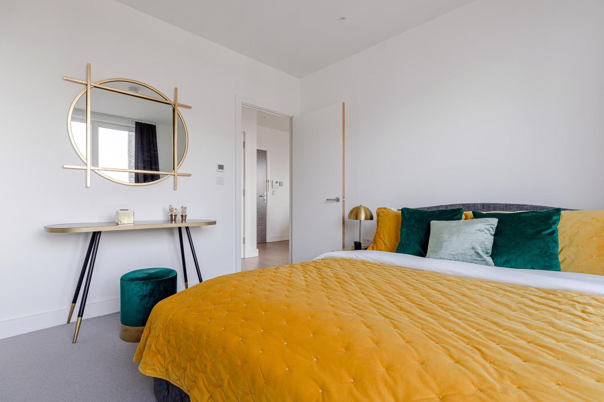 Off The Shard Xxl Design Family House With Garden *