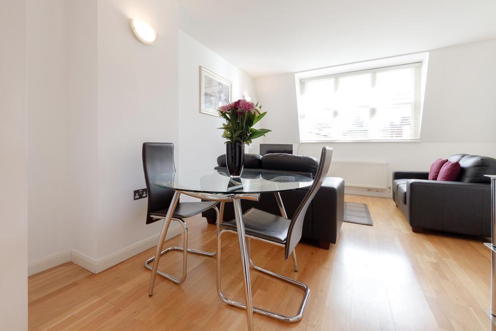 Roomspace Serviced Apartments - Groveland Court * London