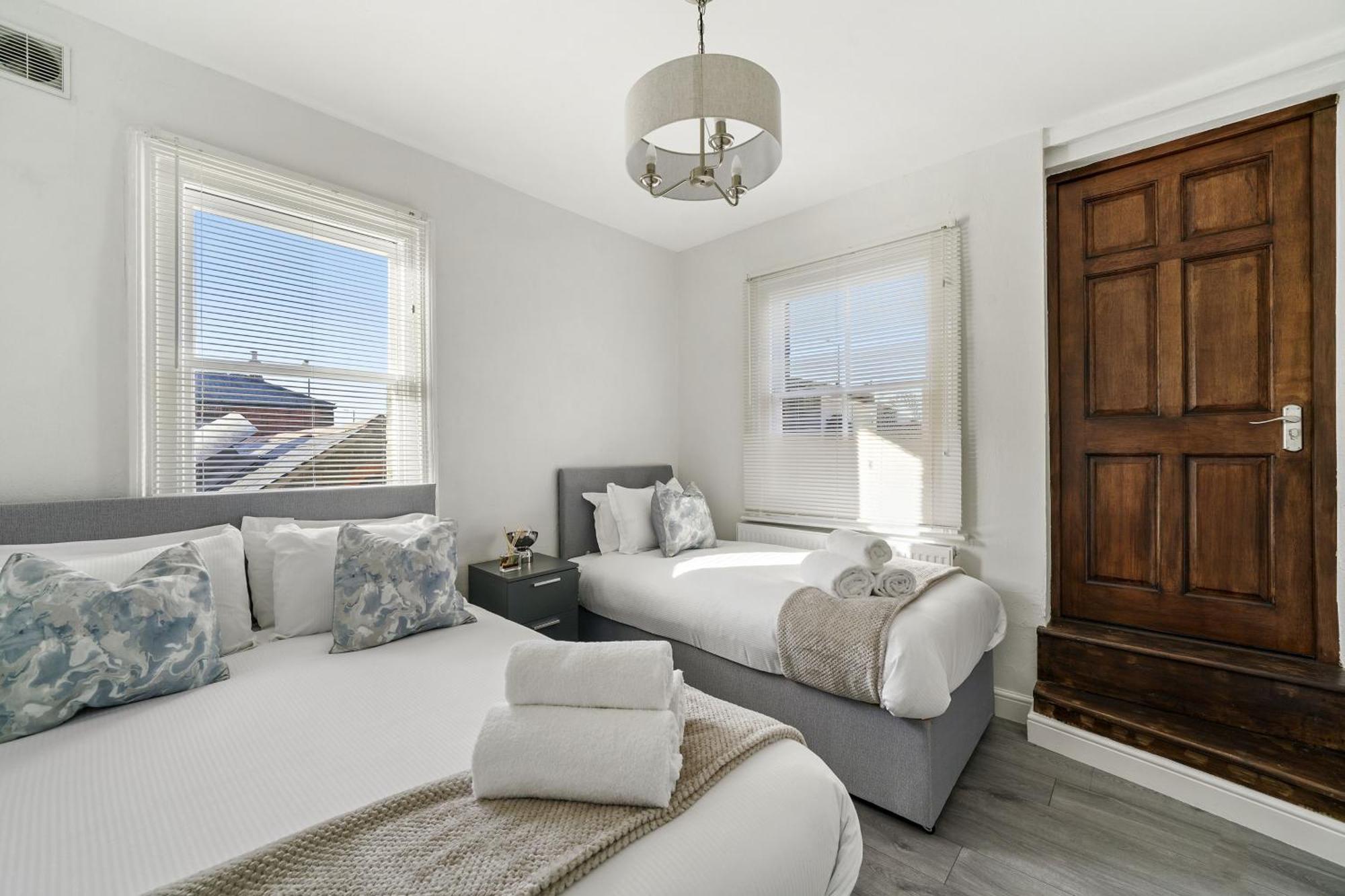 Apartamento Livestay - Chiswick With Free Parking Londres