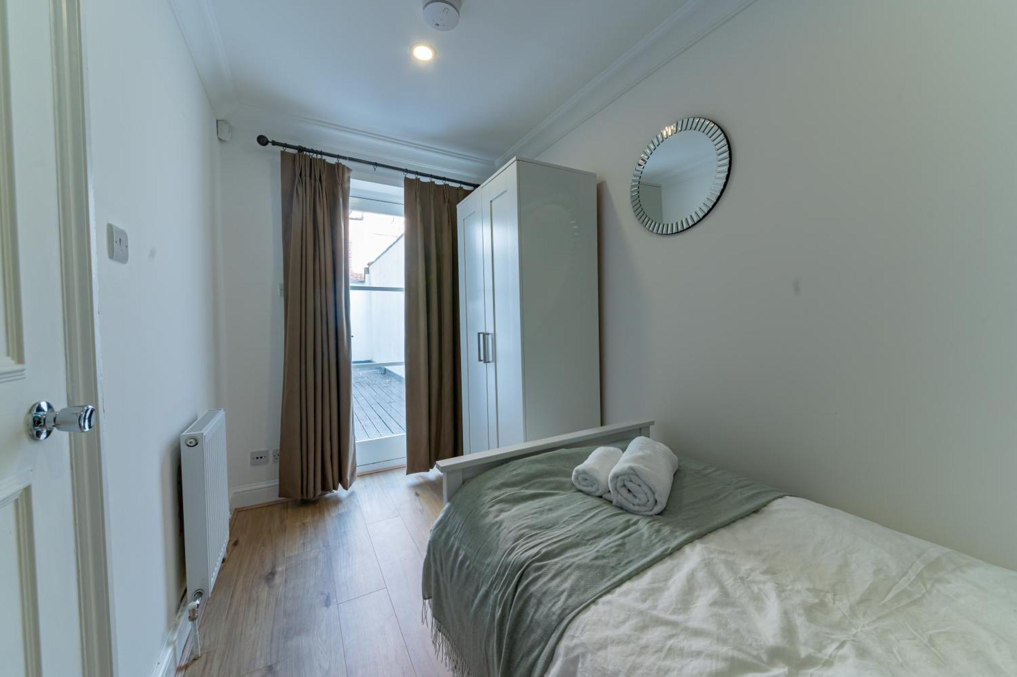 Apartment 4 Bedrooms Peaceful Abbey Rd - St Johns Wood *