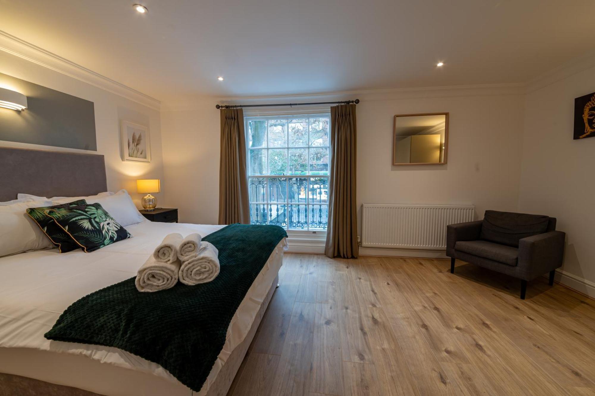 4 Bedrooms Peaceful Abbey Rd - St Johns Wood Apartment *