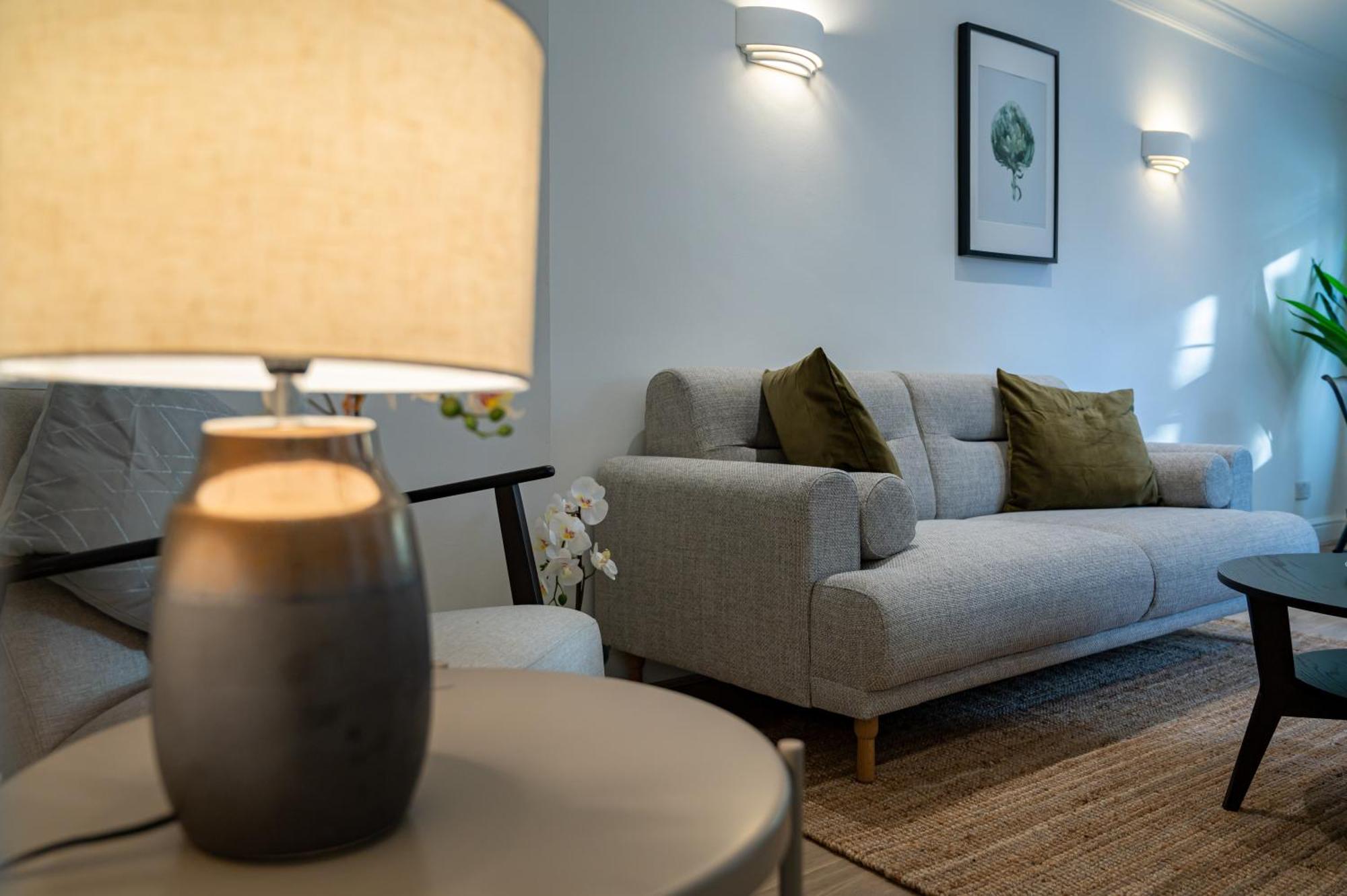 4 Bedrooms Peaceful Abbey Rd - St Johns Wood Apartment London