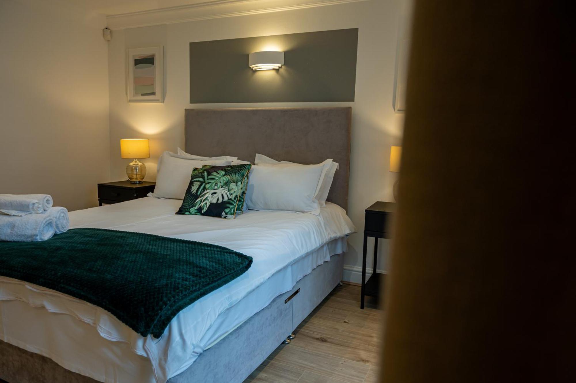 Apartment 4 Bedrooms Peaceful Abbey Rd - St Johns Wood *