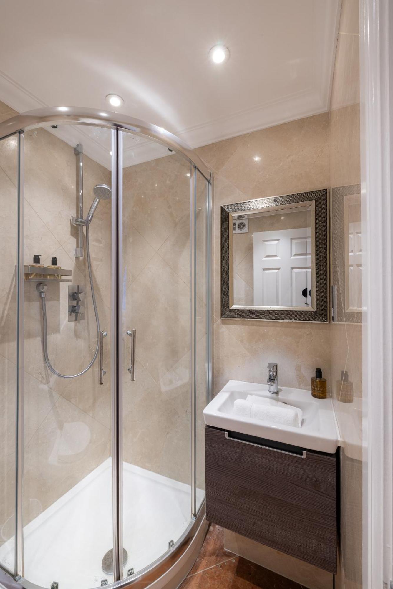 Apartment The Courtfield - Serviced