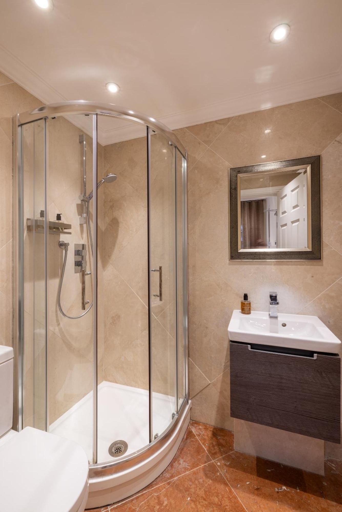 The Courtfield - Serviced Apartment *