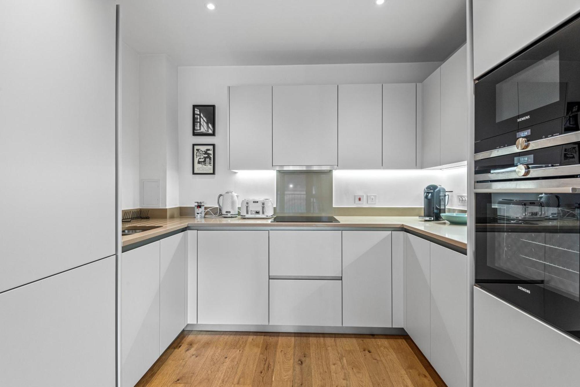 Londwell, Heart Of Notting Hill, Balcony Luxury Apartment *
