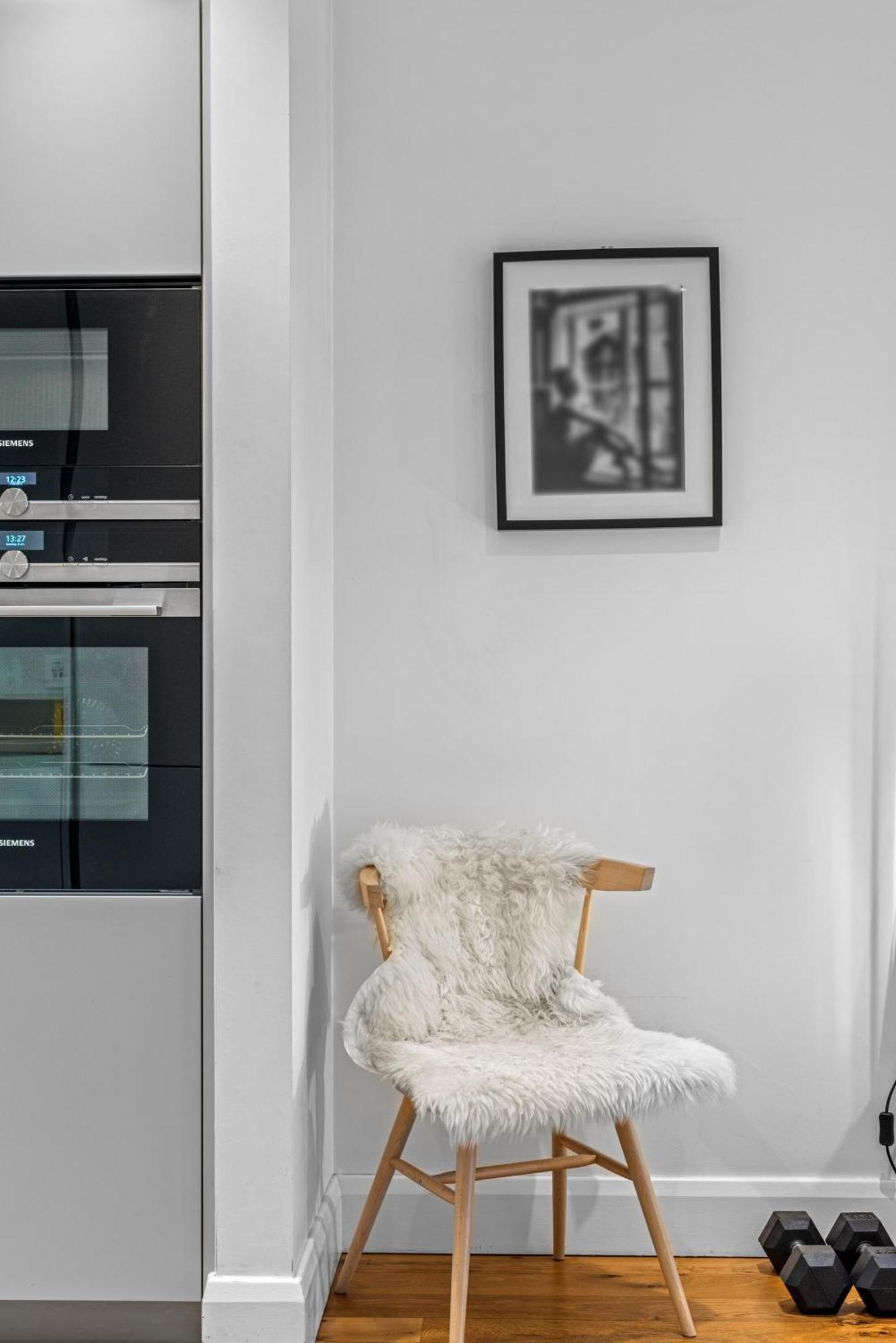 Londwell, Heart Of Notting Hill, Balcony Luxury Apartment
