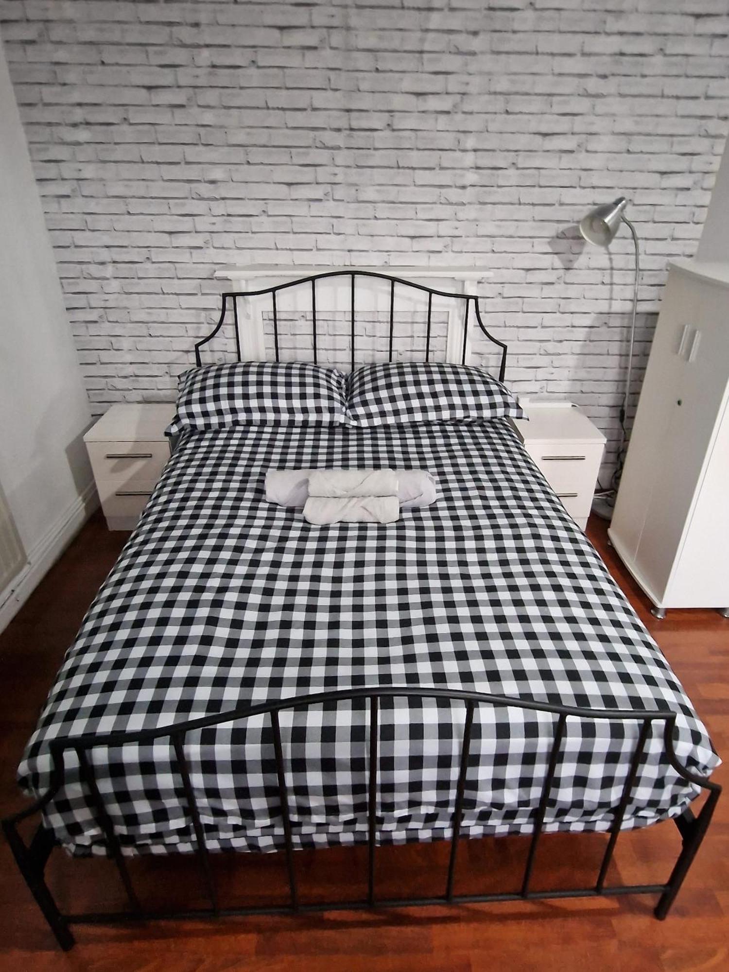 Spacious Private Balcony - Central - Zone 1 - Elephant And Castle Homestay