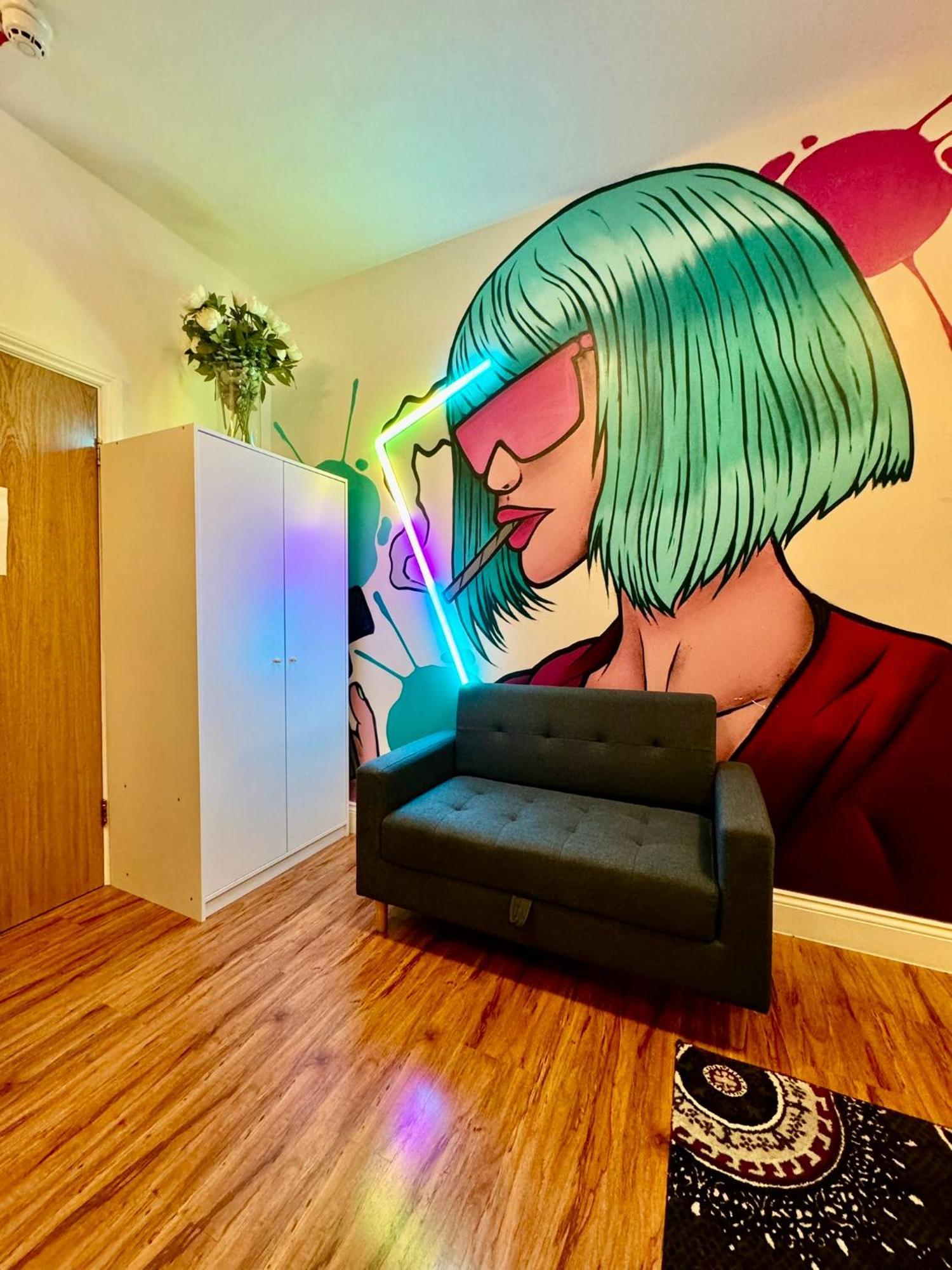 Newday Property - Golders Green Apartment London