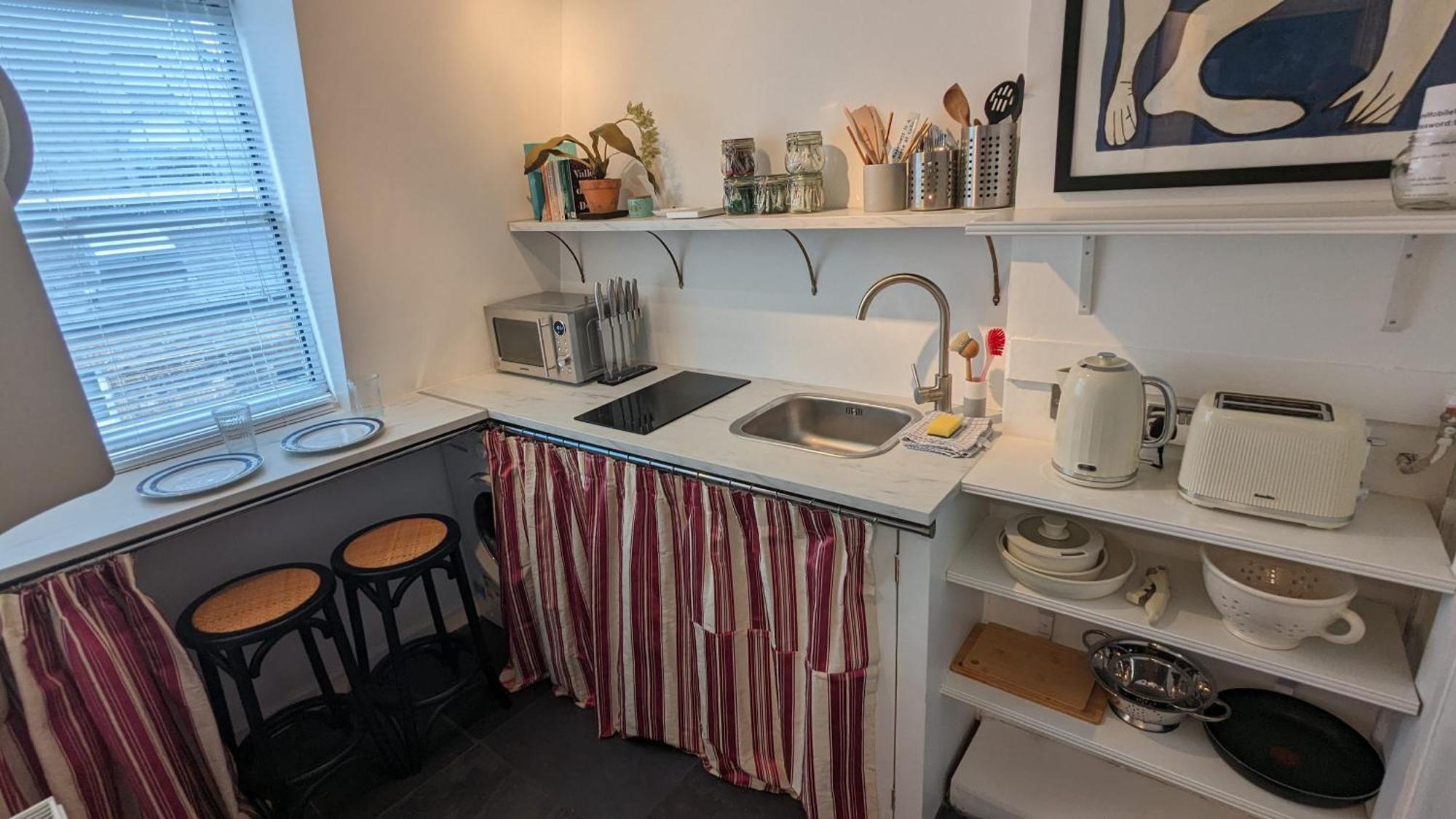 Old Compton Apartamento: Charming Retreat For Mature Guests Apartment London