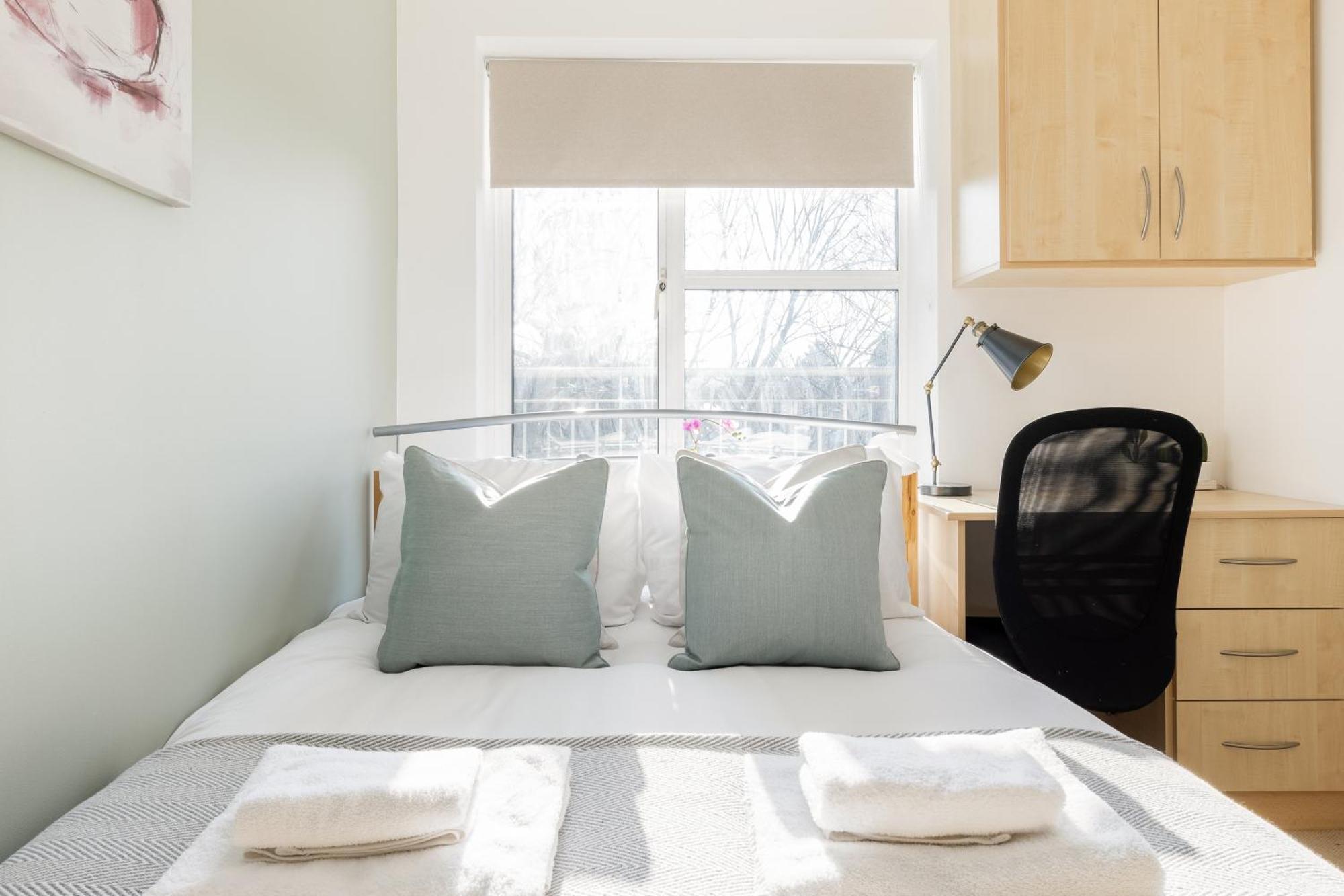 The Wembley Collection Apartment *