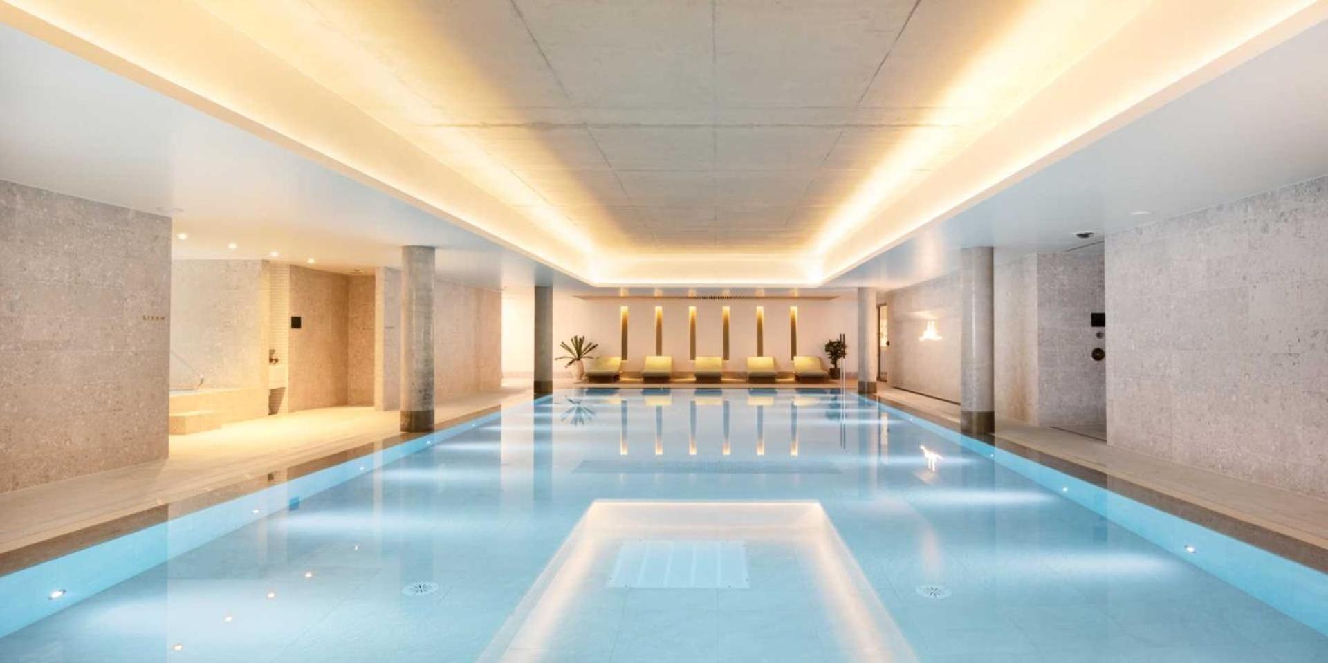 Luxury 2 Bedroom Flat Apartment *