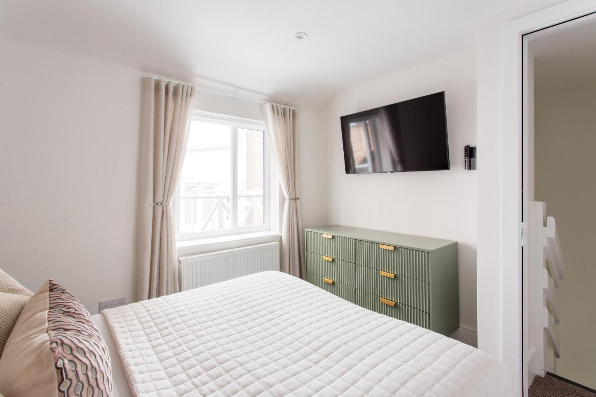 2 Bedroom In Covent Garden Sleeps 6 *