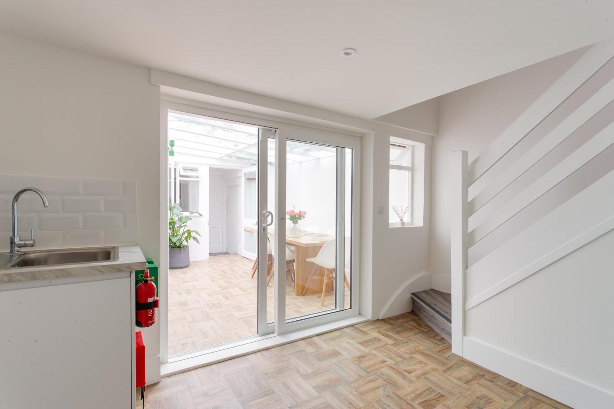 2 Bedroom In Covent Garden Sleeps 6 *
