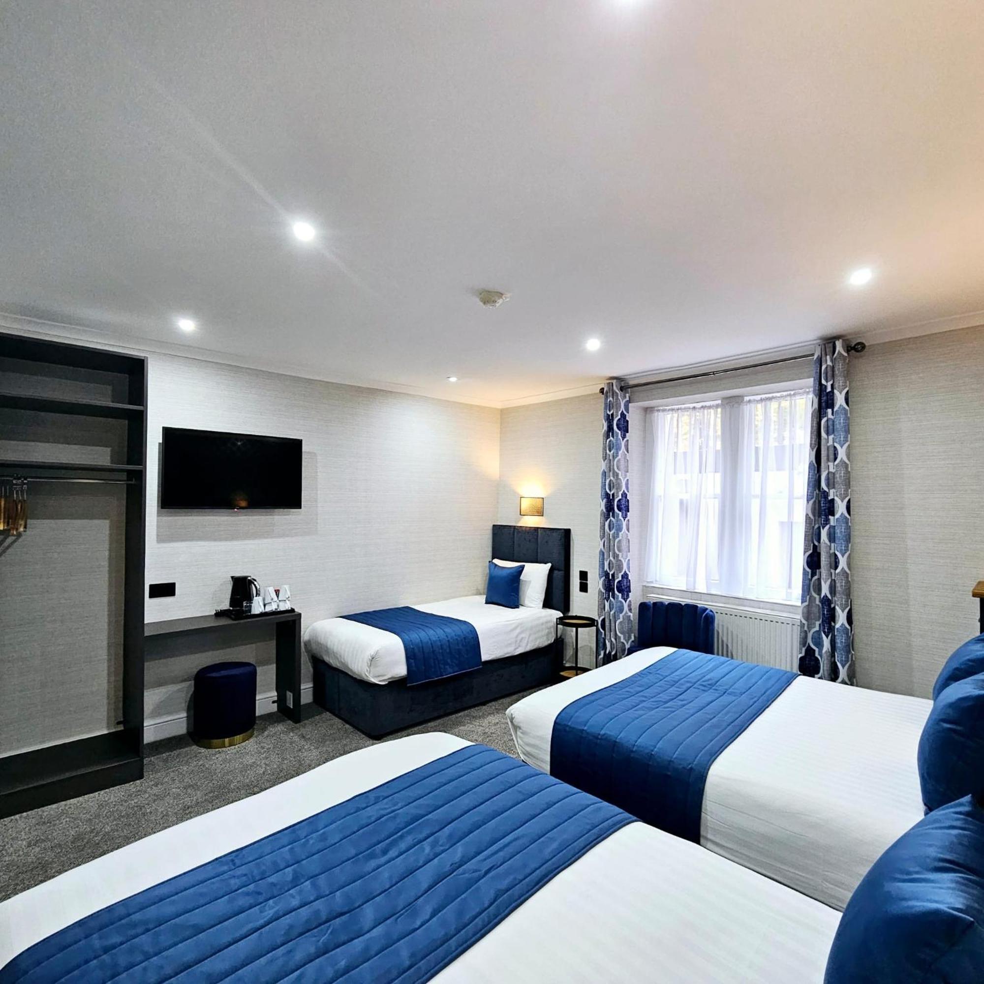 Hotel Mentone - London