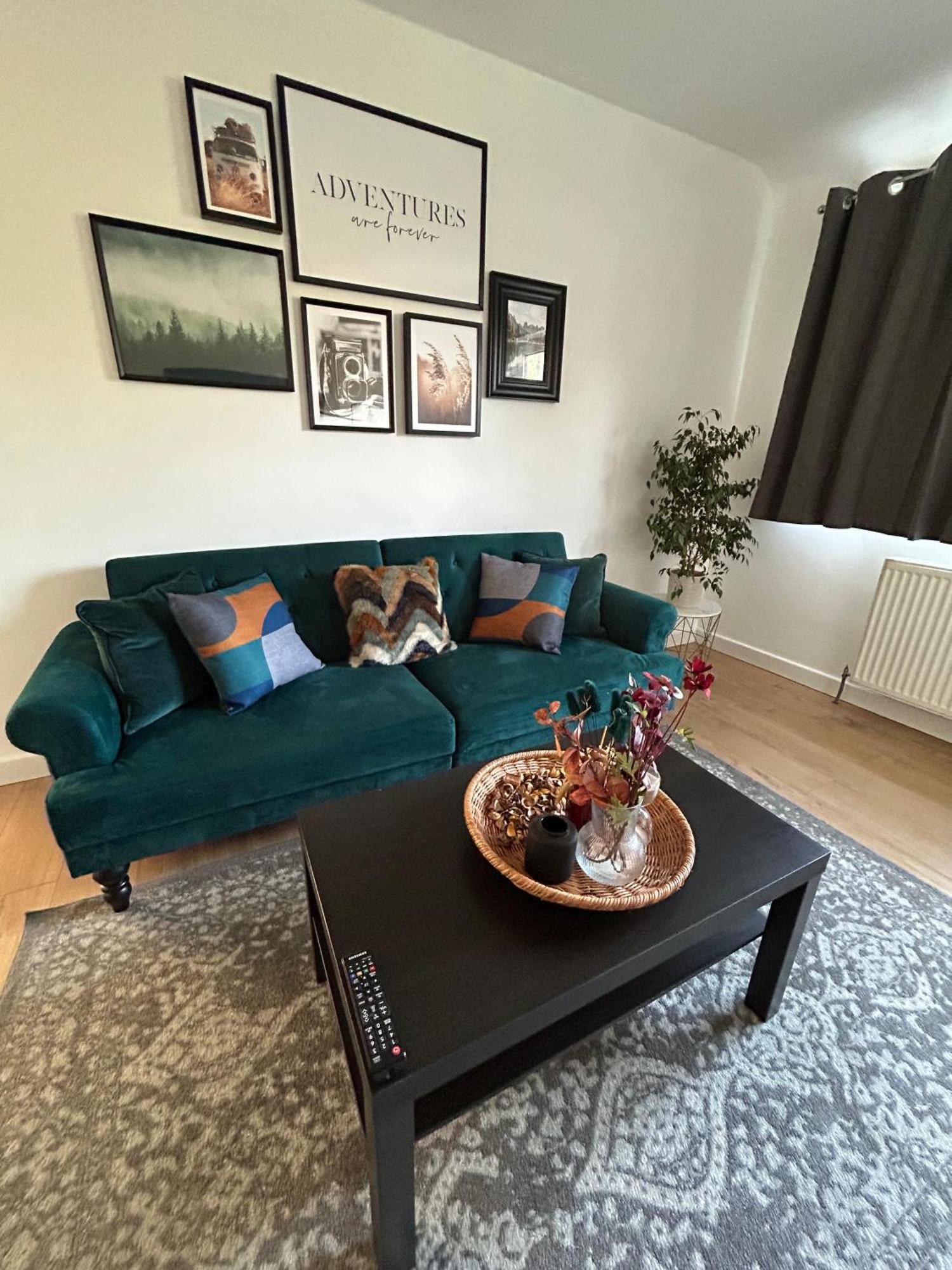Apartment Modern - Accommodates 6 - Private Parking - 15min To Bridge, Eye And Charing Cross *