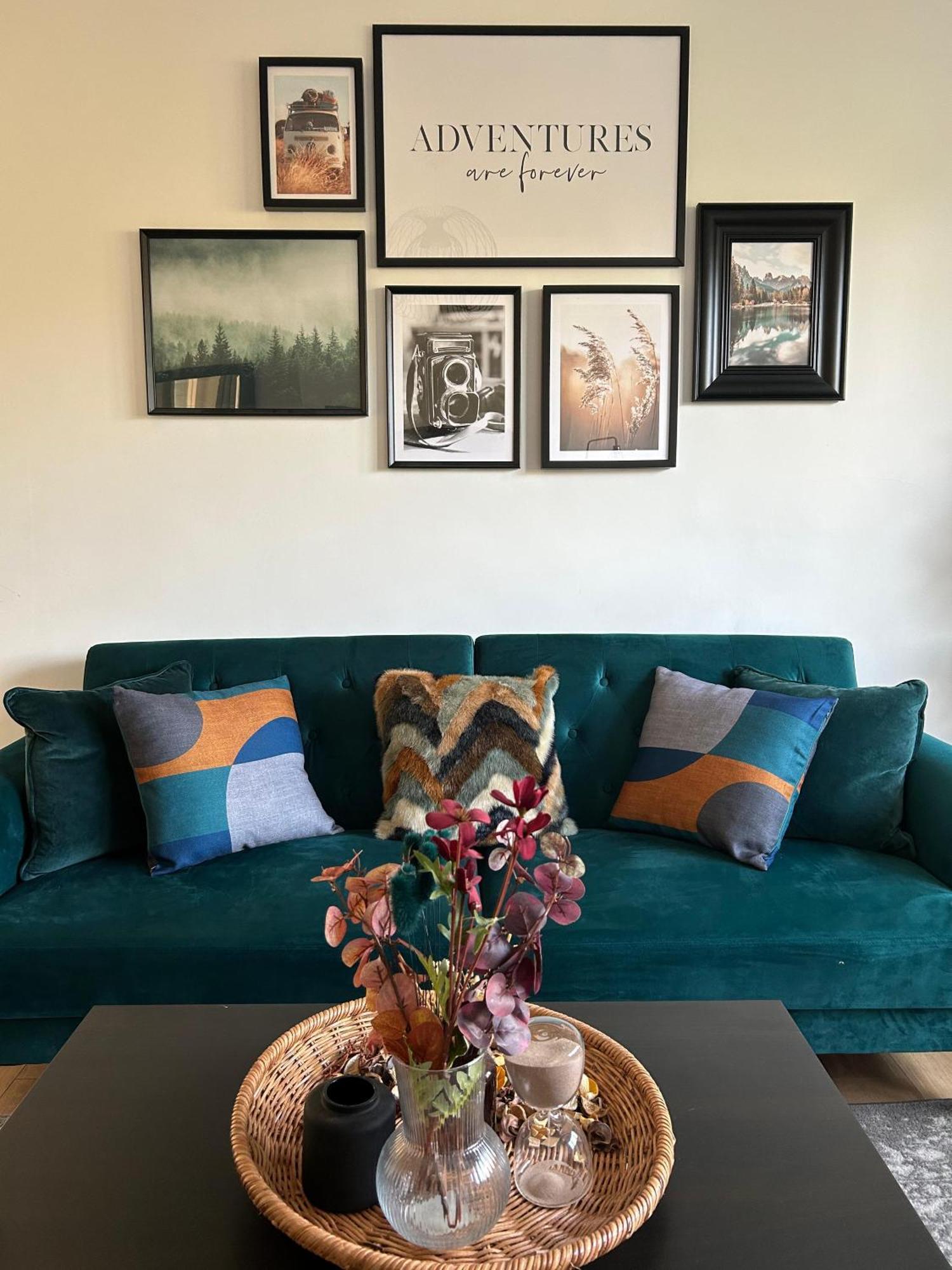 Modern - Accommodates 6 - Private Parking - 15min To Bridge, Eye And Charing Cross Apartment *